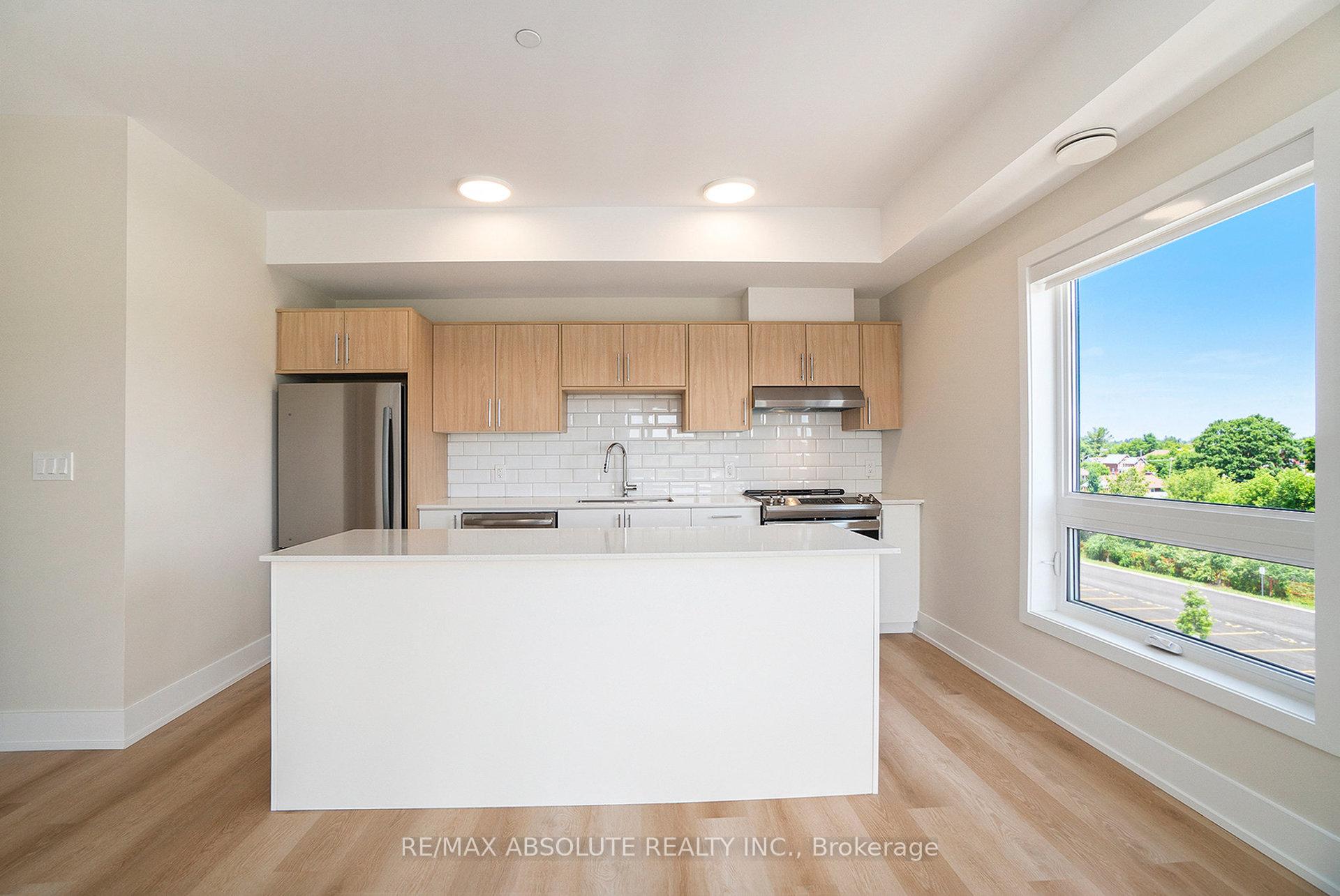Photo 5 of Unit 302, 12 Thomas Street S, Arnprior — HOMEH