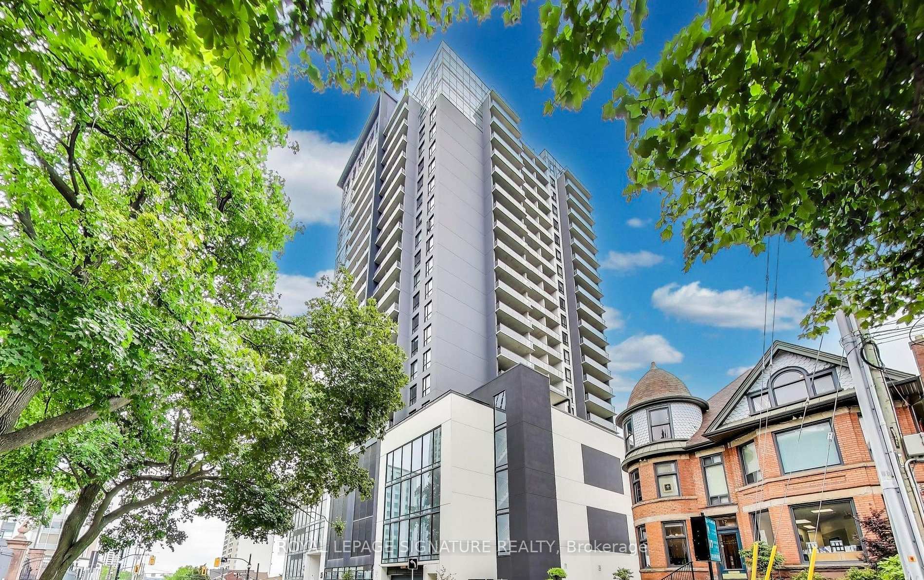 Front of Unit 1314, 15 Queen Street S