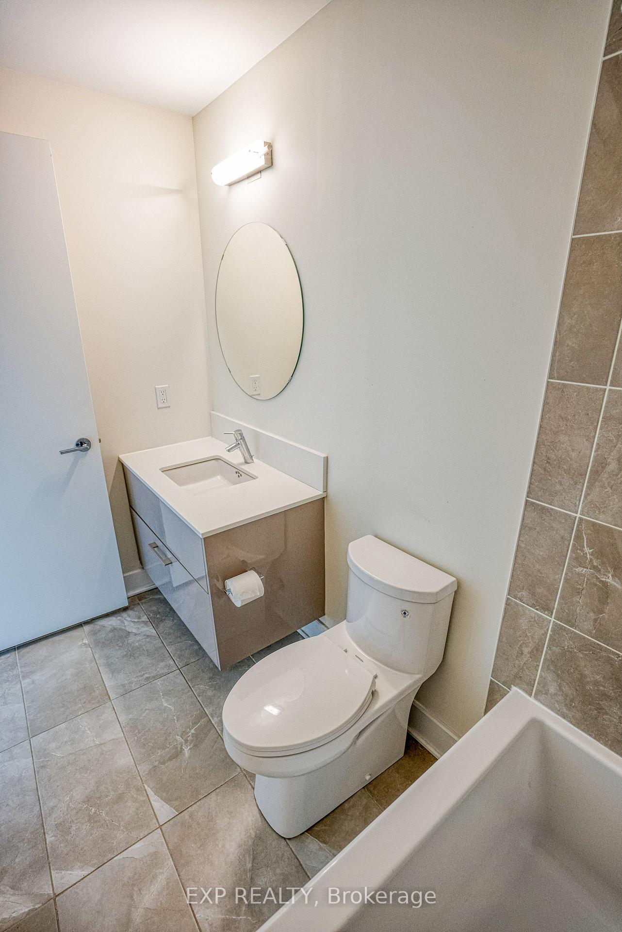 Photo 15 of Unit 1011, 255 Bay Street, Ottawa, Ottawa Centre — HOMEH