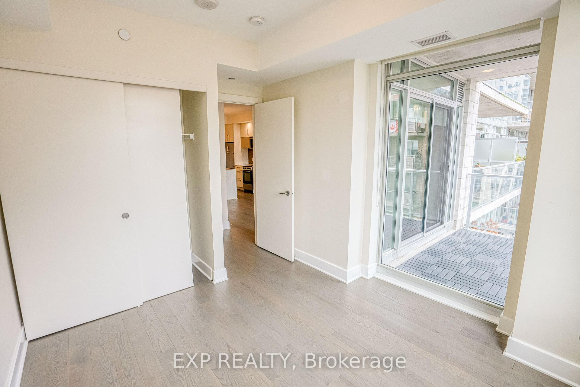 Photo 13 of Unit 1011, 255 Bay Street, Ottawa, Ottawa Centre — HOMEH