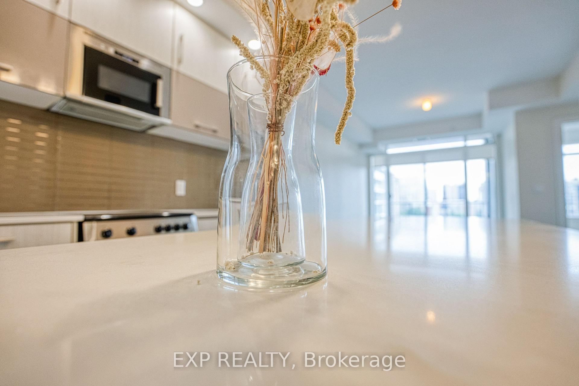 Photo 8 of Unit 1011, 255 Bay Street, Ottawa, Ottawa Centre — HOMEH