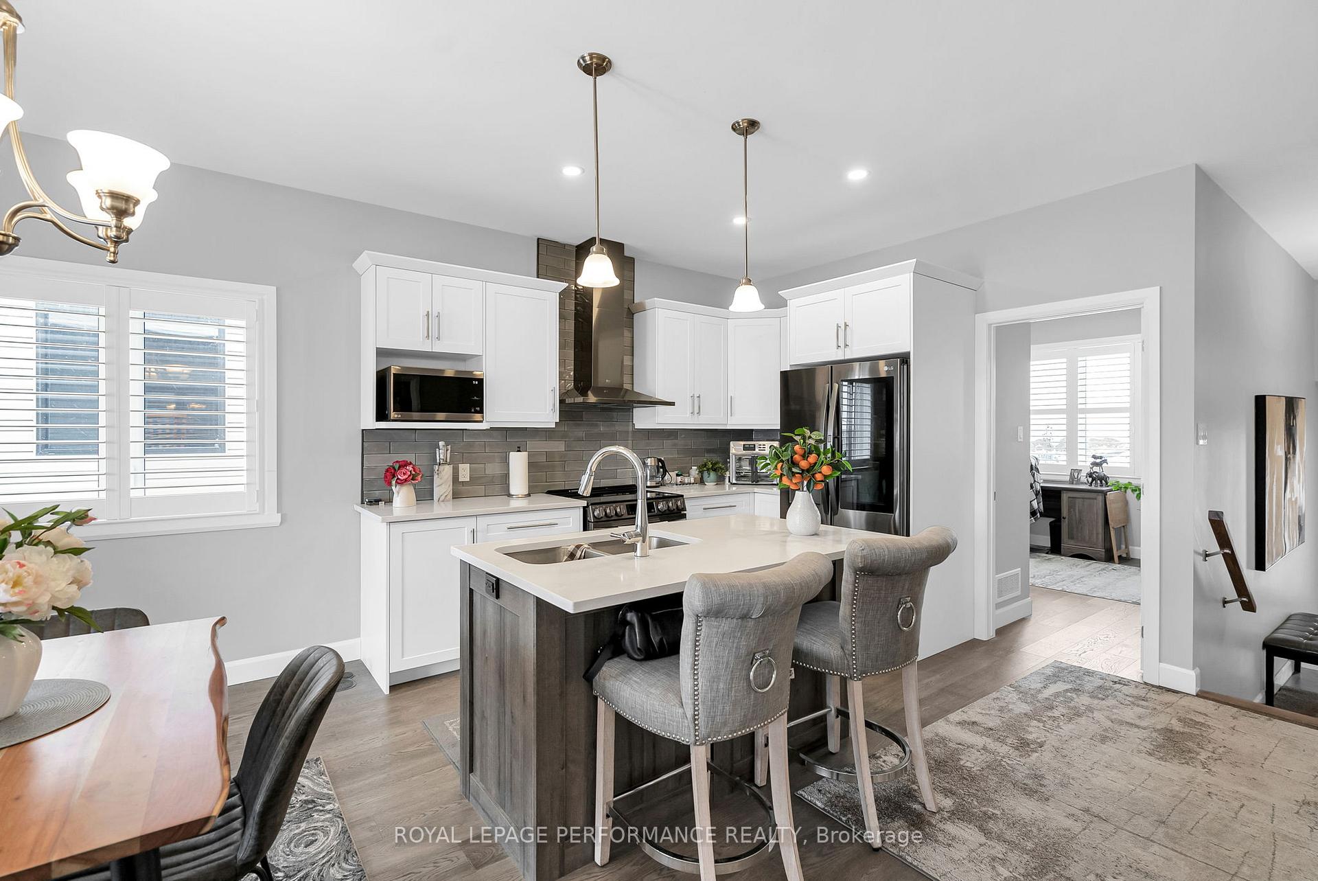 Photo 5 of 121 Bellwood Drive, Cornwall — HOMEH