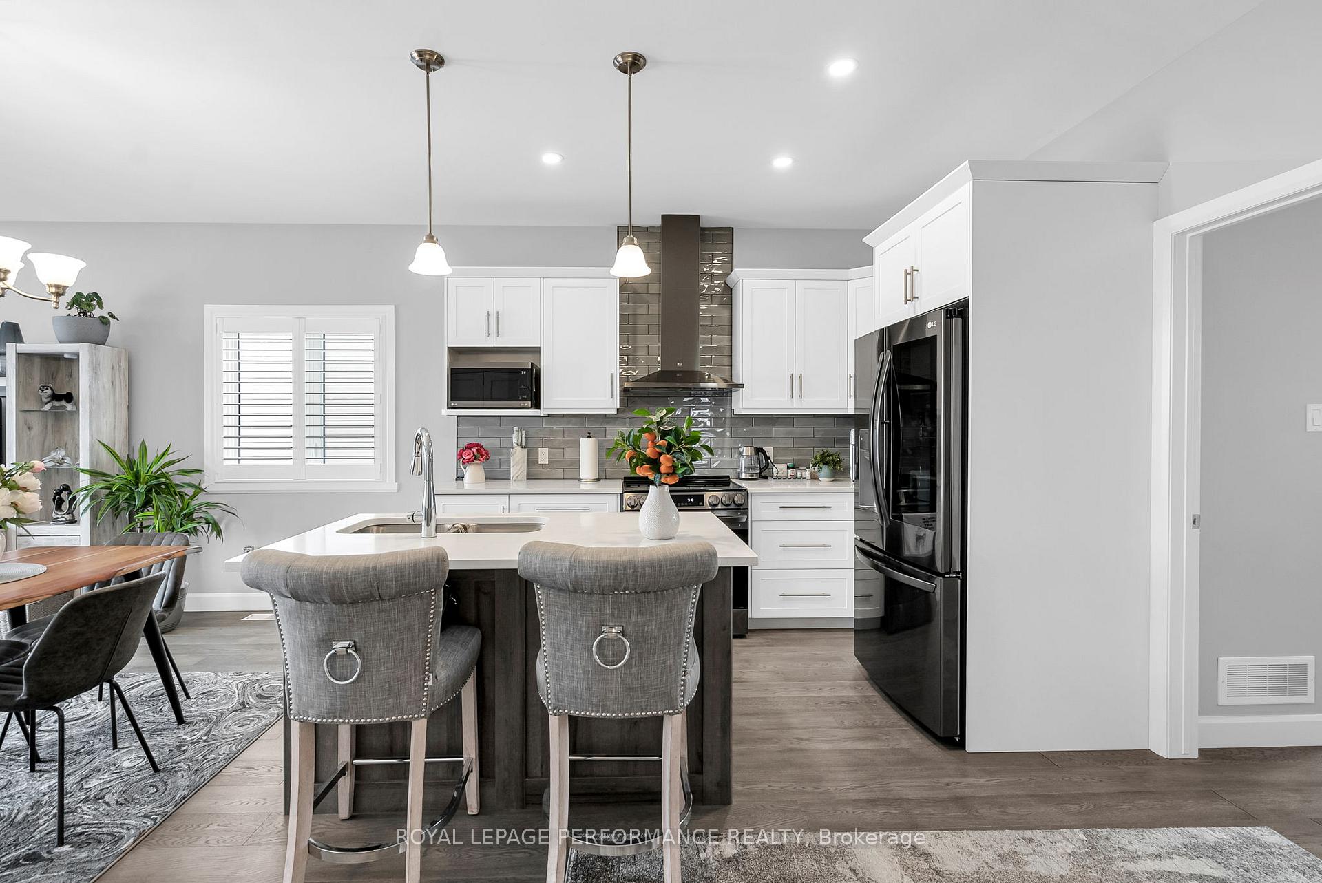 Photo 6 of 121 Bellwood Drive, Cornwall — HOMEH