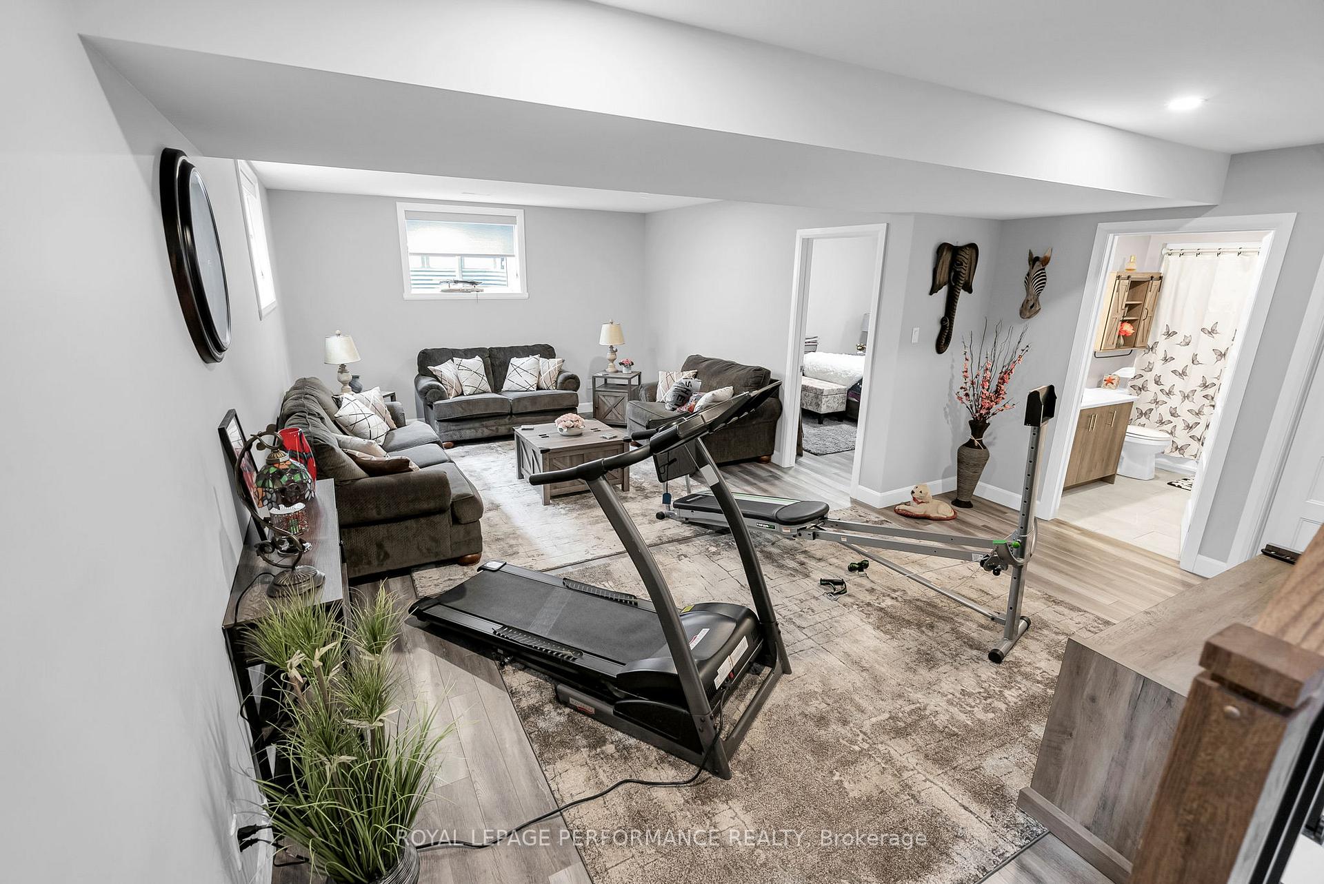 Photo 22 of 121 Bellwood Drive, Cornwall — HOMEH