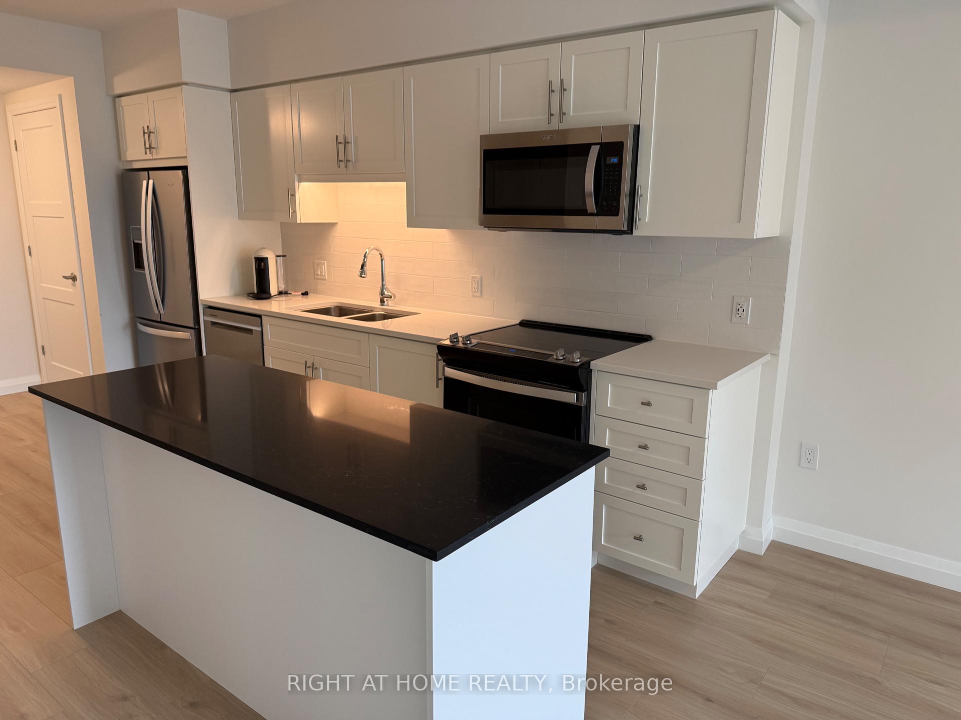 Photo 11 of Unit 808, 93 arthur Street, Guelph, St. Patrick's Ward — HOMEH