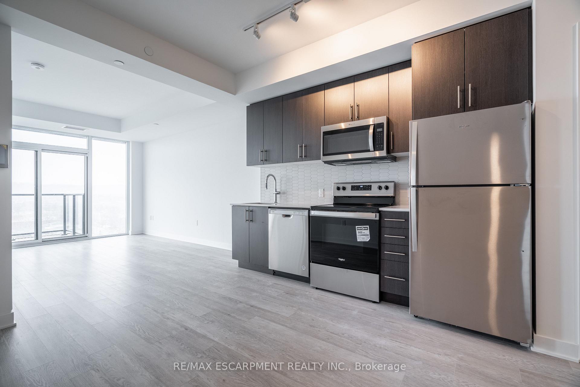 Photo 12 of Unit 1002, 2782 Barton Street, Hamilton, Riverdale — HOMEH