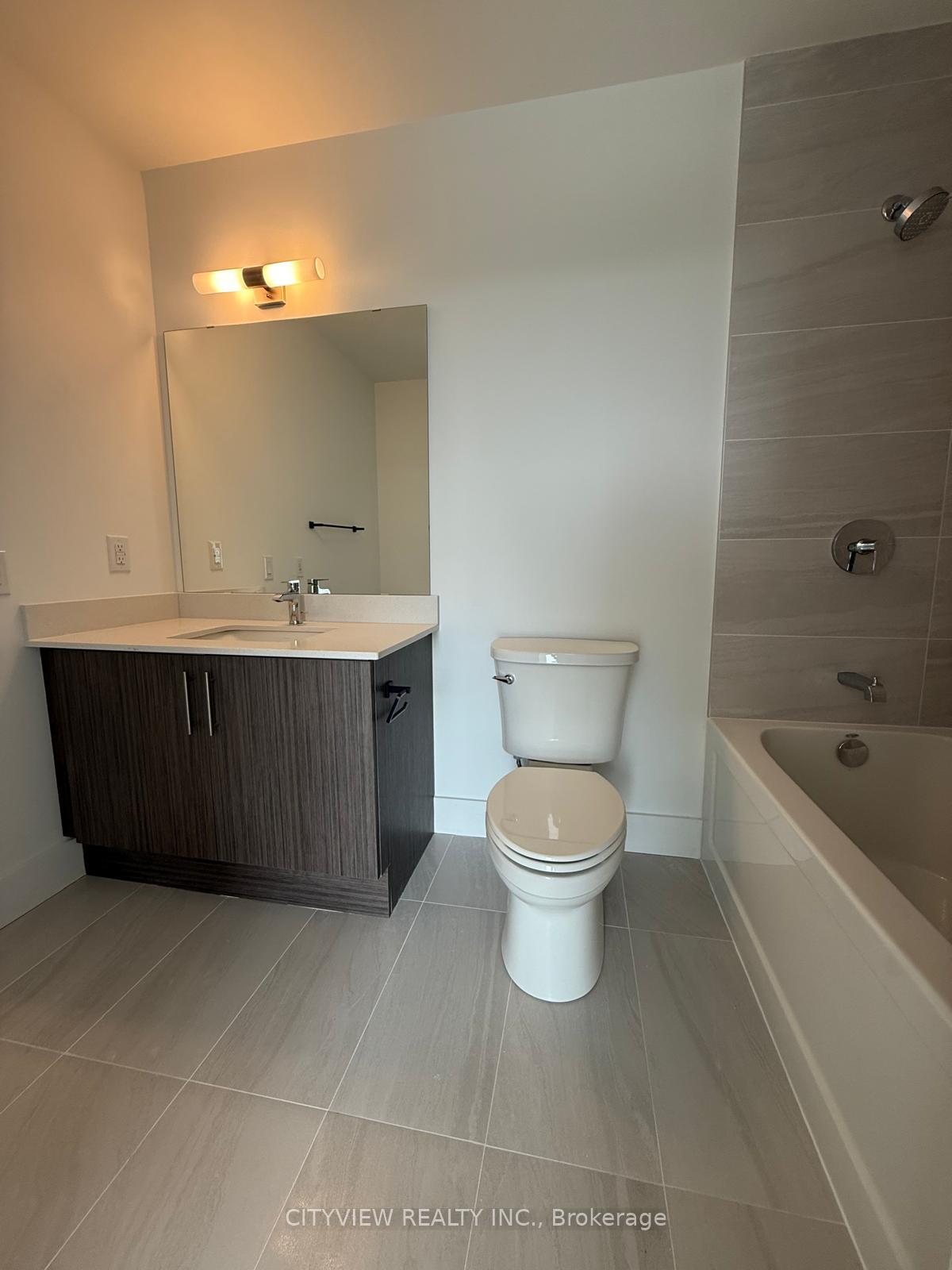 Photo 4 of Unit 406, 2782 Barton Street E, Hamilton, Riverdale — HOMEH