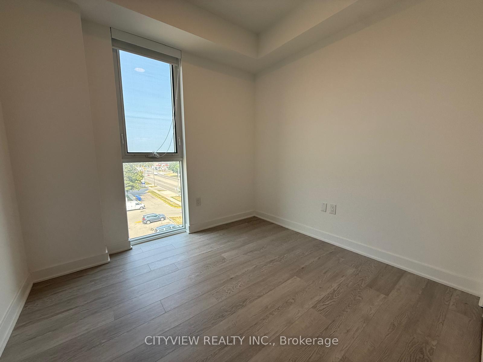 Photo 6 of Unit 406, 2782 Barton Street E, Hamilton, Riverdale — HOMEH
