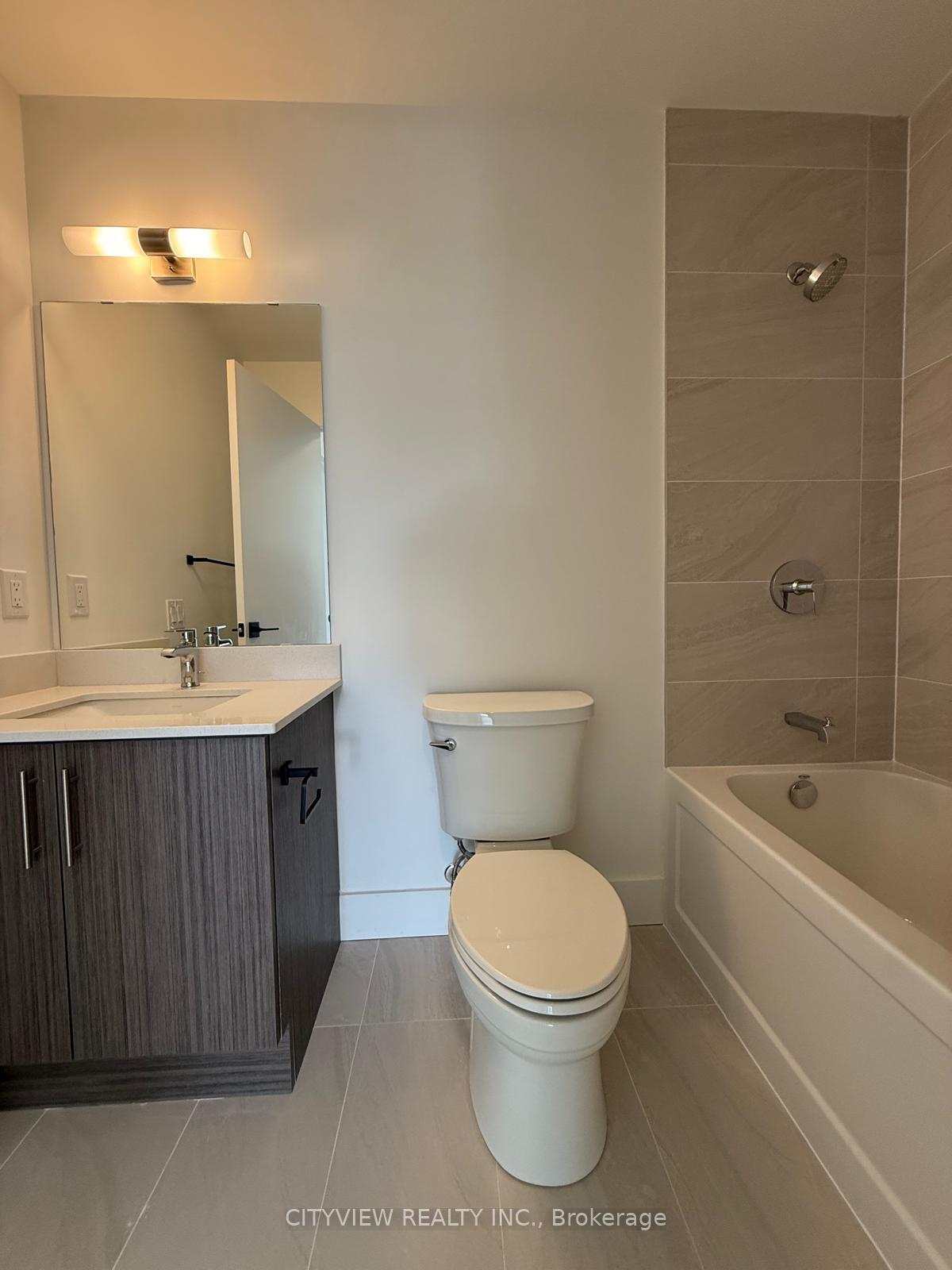 Photo 7 of Unit 406, 2782 Barton Street E, Hamilton, Riverdale — HOMEH