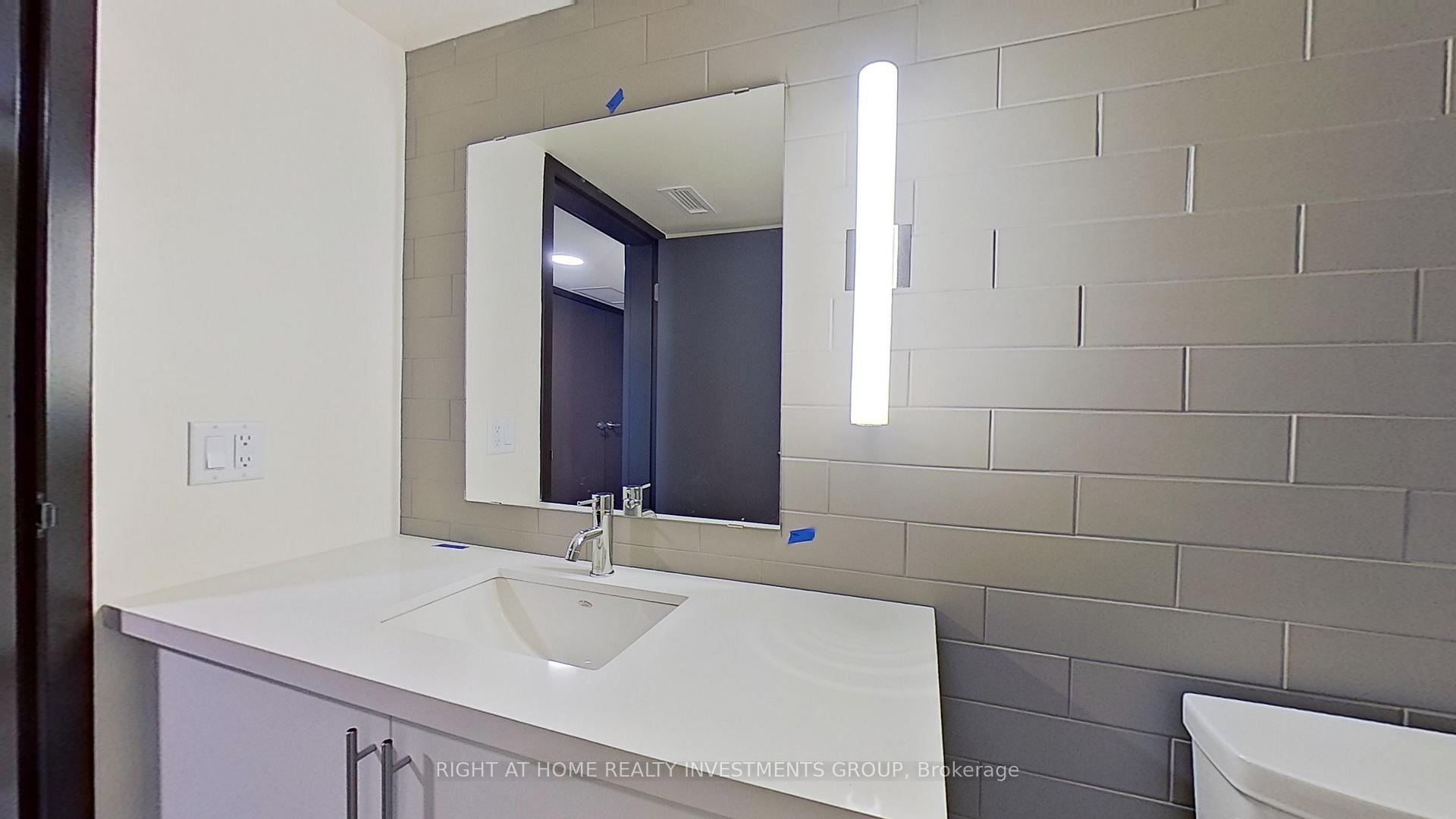 Photo 4 of Unit 506, 121 King Street E, Hamilton, Beasley — HOMEH
