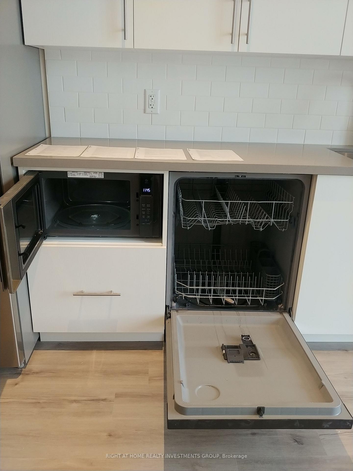 Photo 11 of Unit 506, 121 King Street E, Hamilton, Beasley — HOMEH
