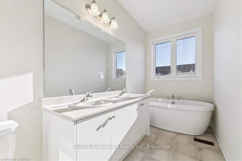 Photo 28 of 1390 National, Burlington, Tyandaga — HOMEH