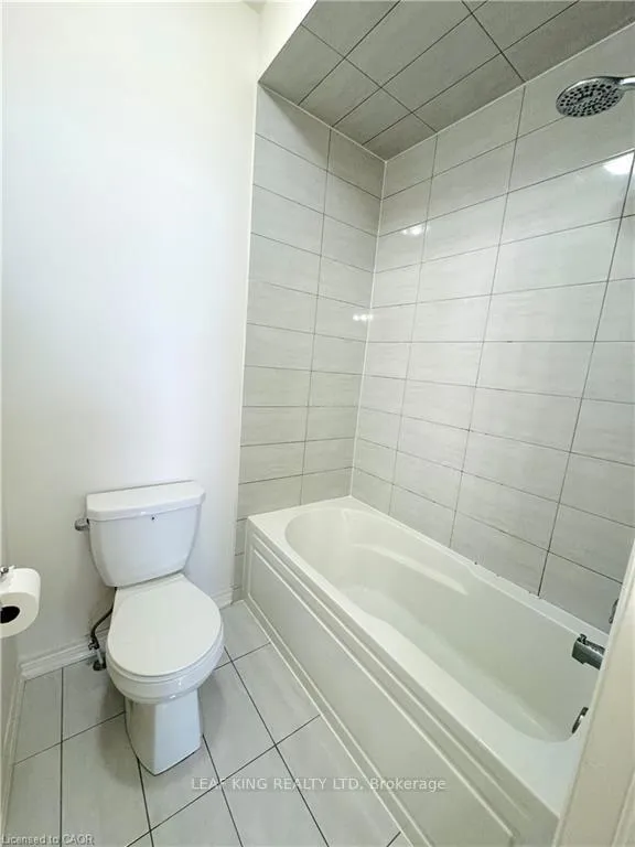 Photo 24 of 112 Skinner Road, Hamilton, Waterdown — HOMEH