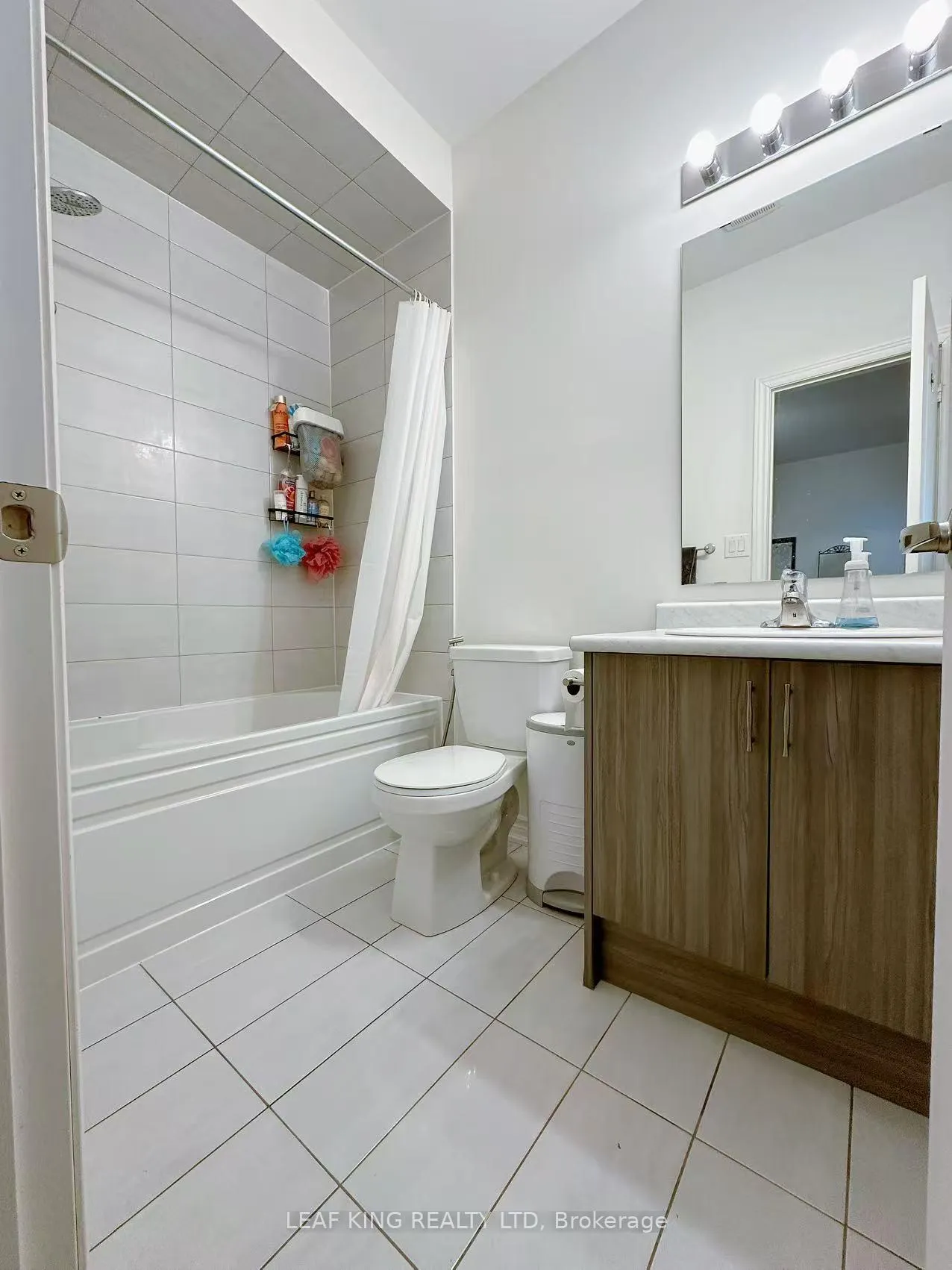 Photo 28 of 112 Skinner Road, Hamilton, Waterdown — HOMEH