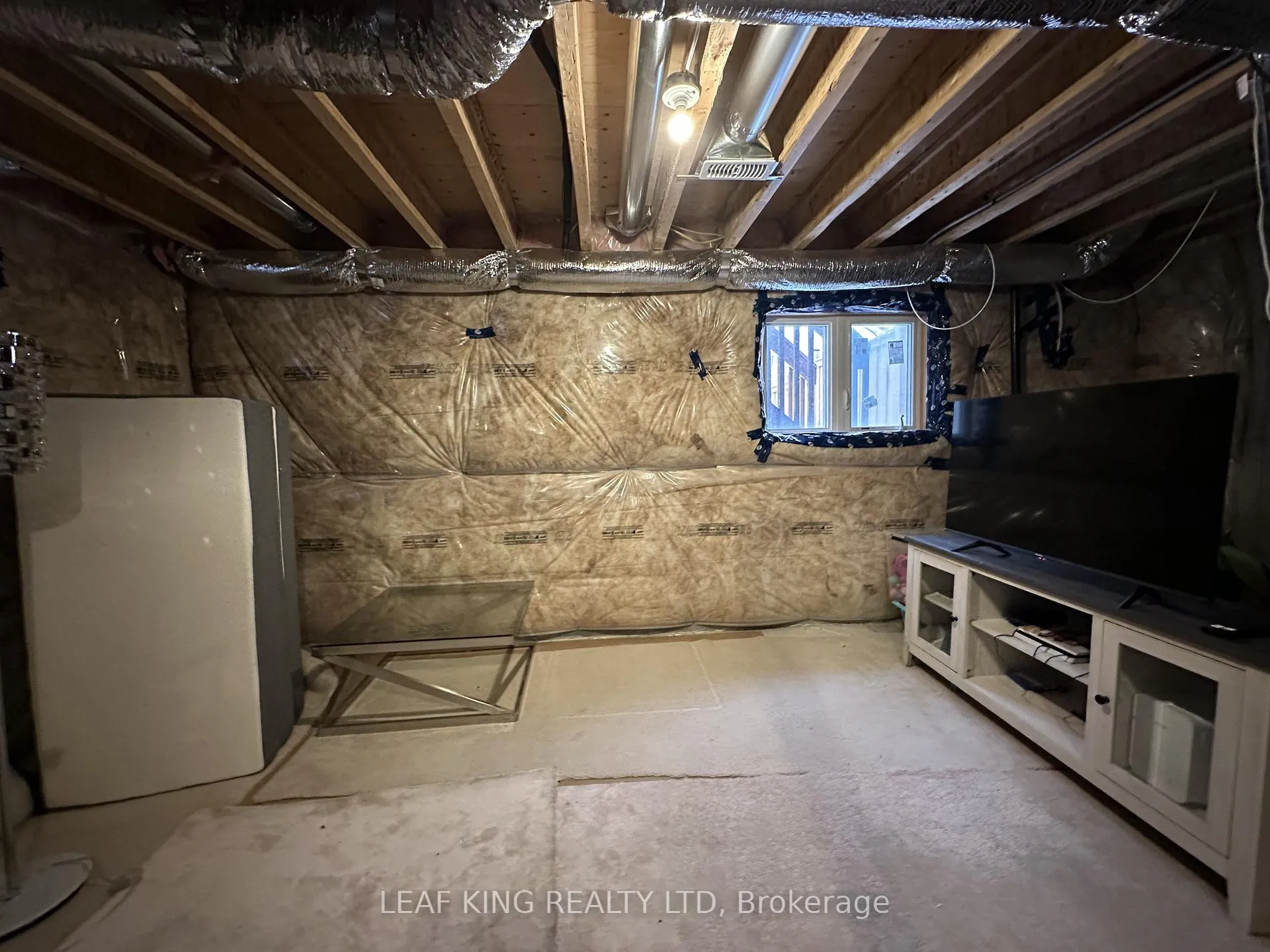 Photo 32 of 112 Skinner Road, Hamilton, Waterdown — HOMEH
