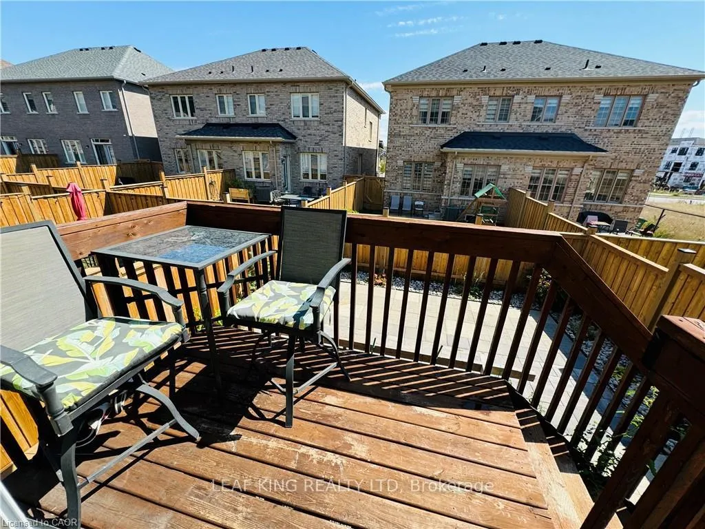 Photo 39 of 112 Skinner Road, Hamilton, Waterdown — HOMEH
