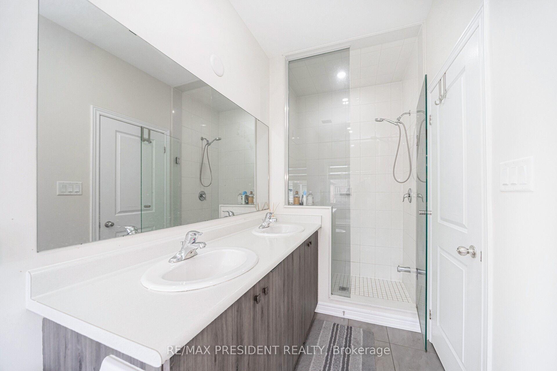 Photo 30 of 25 Adventura Road, Brampton, Northwest Brampton — HOMEH