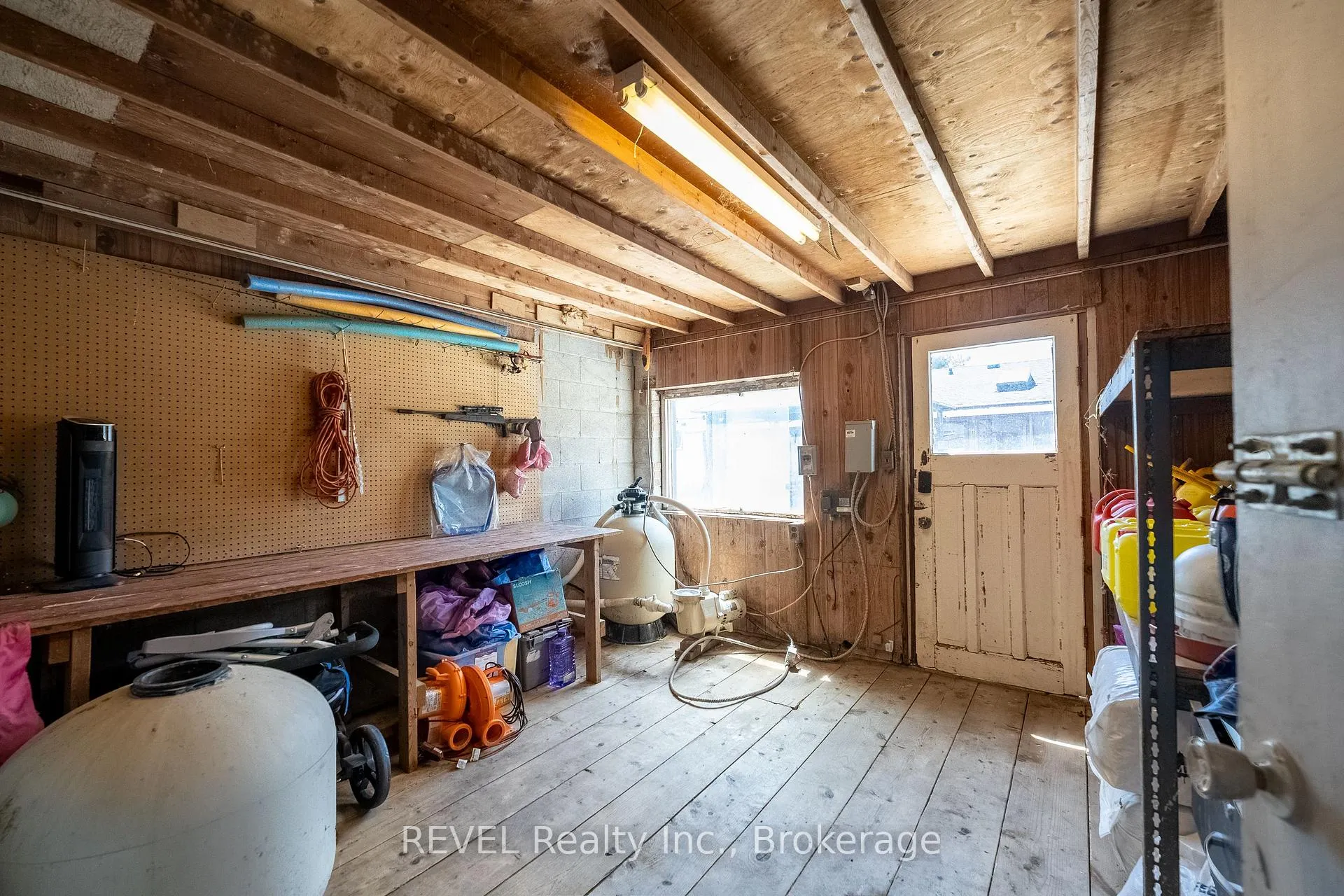 Photo 110 of 350 Kemp Road W, Grimsby, Grimsby Escarpment — HOMEH