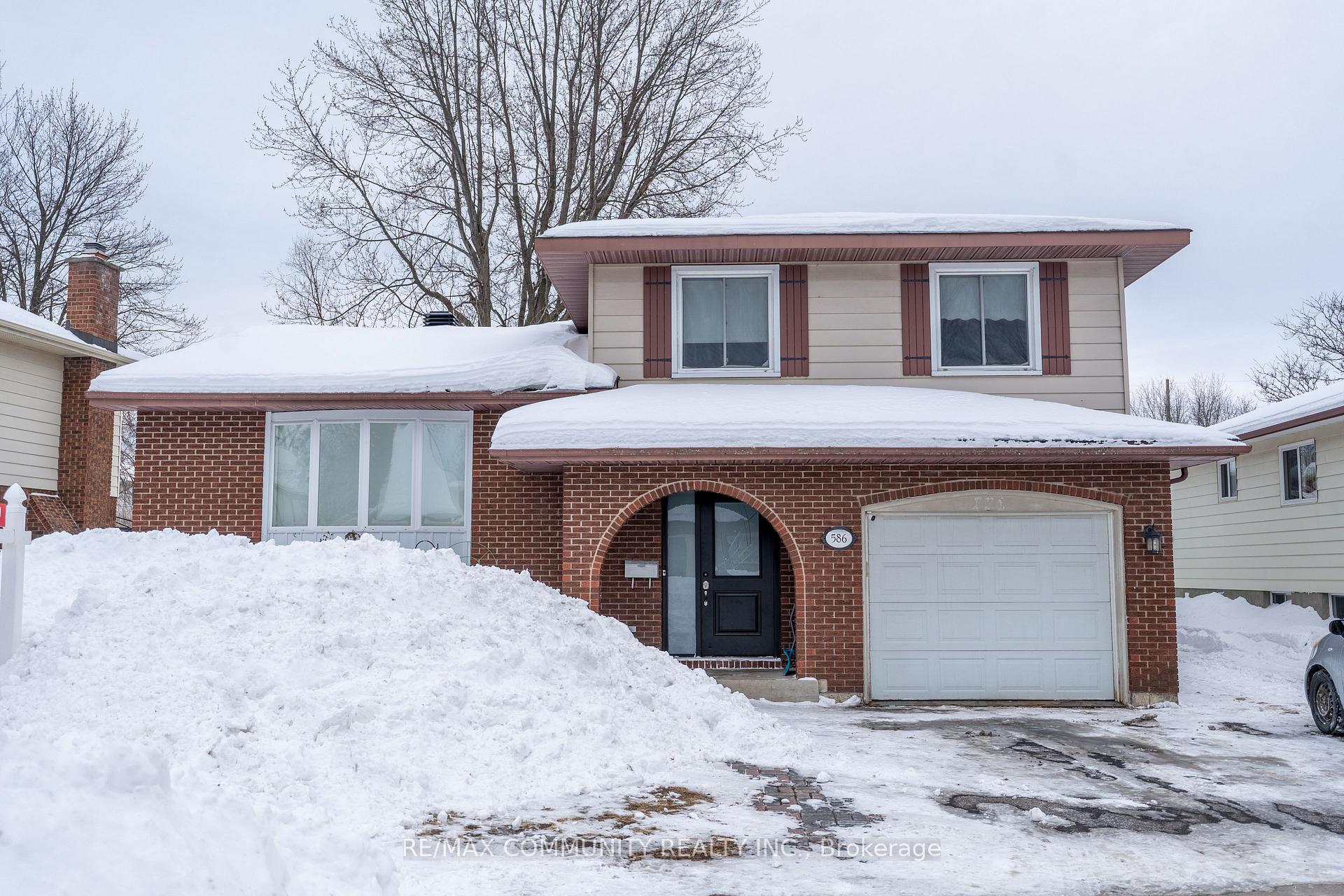 Photo 7 of 586 Lynwood Drive, Cornwall — HOMEH