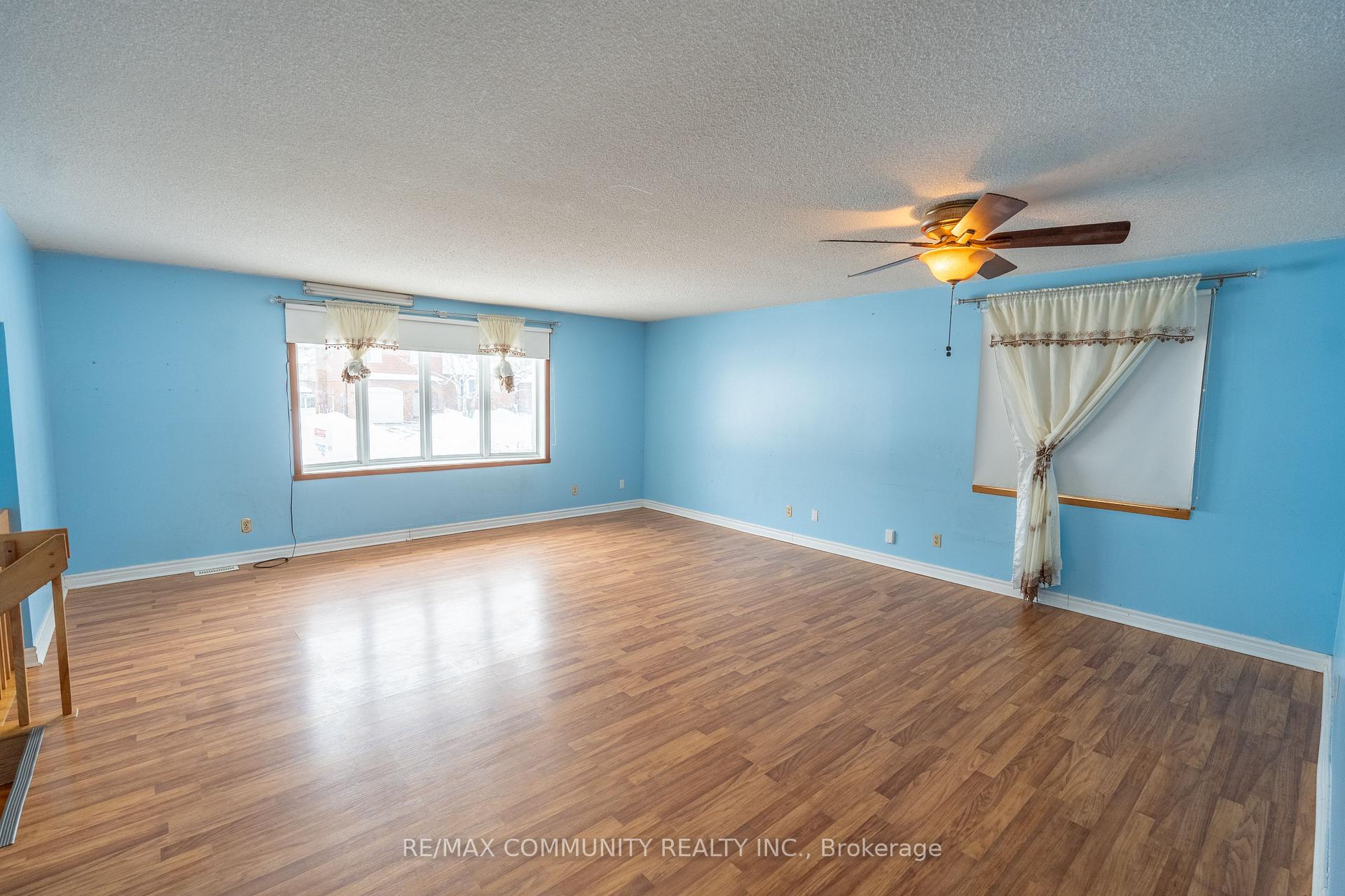 Photo 8 of 586 Lynwood Drive, Cornwall — HOMEH
