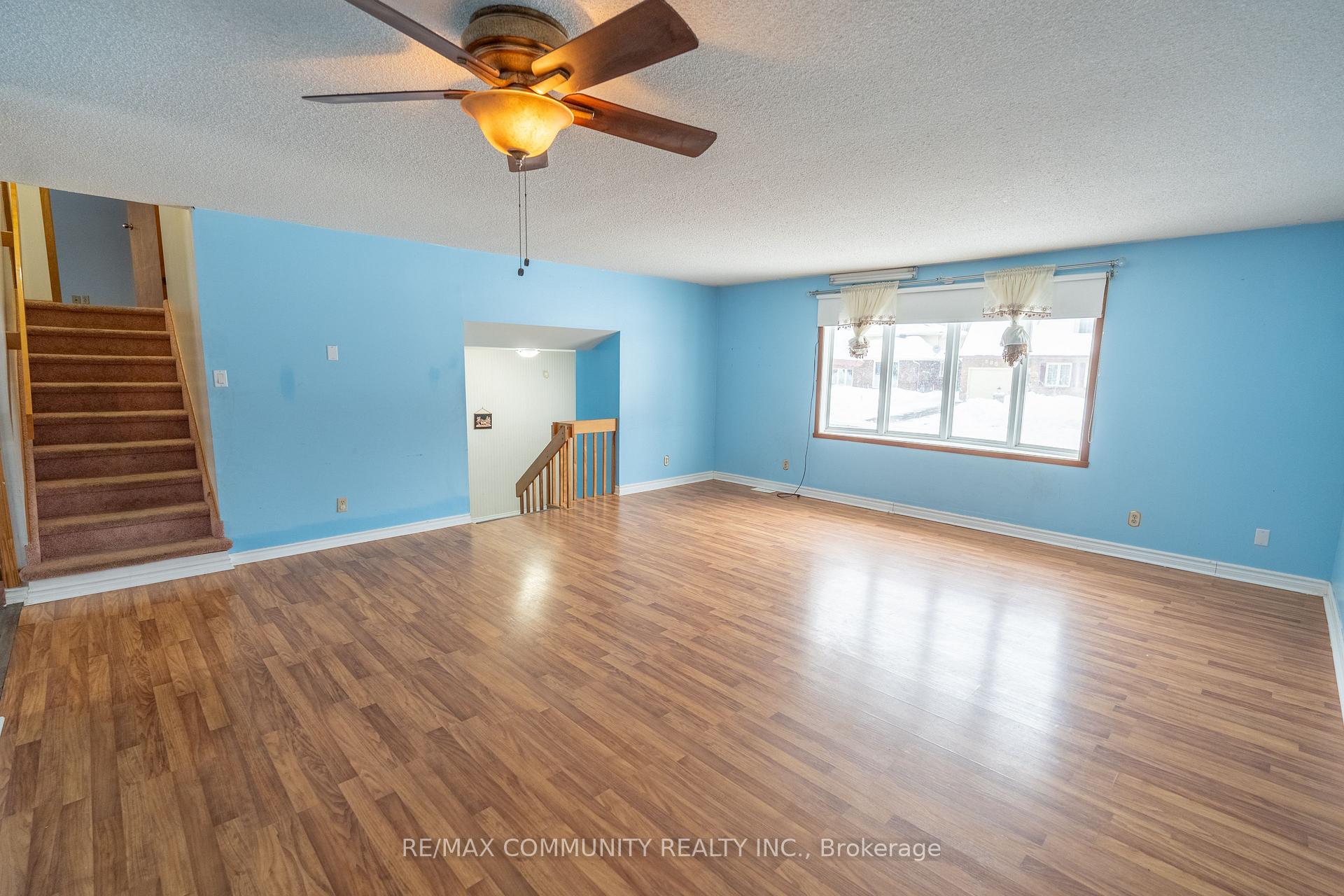 Photo 9 of 586 Lynwood Drive, Cornwall — HOMEH