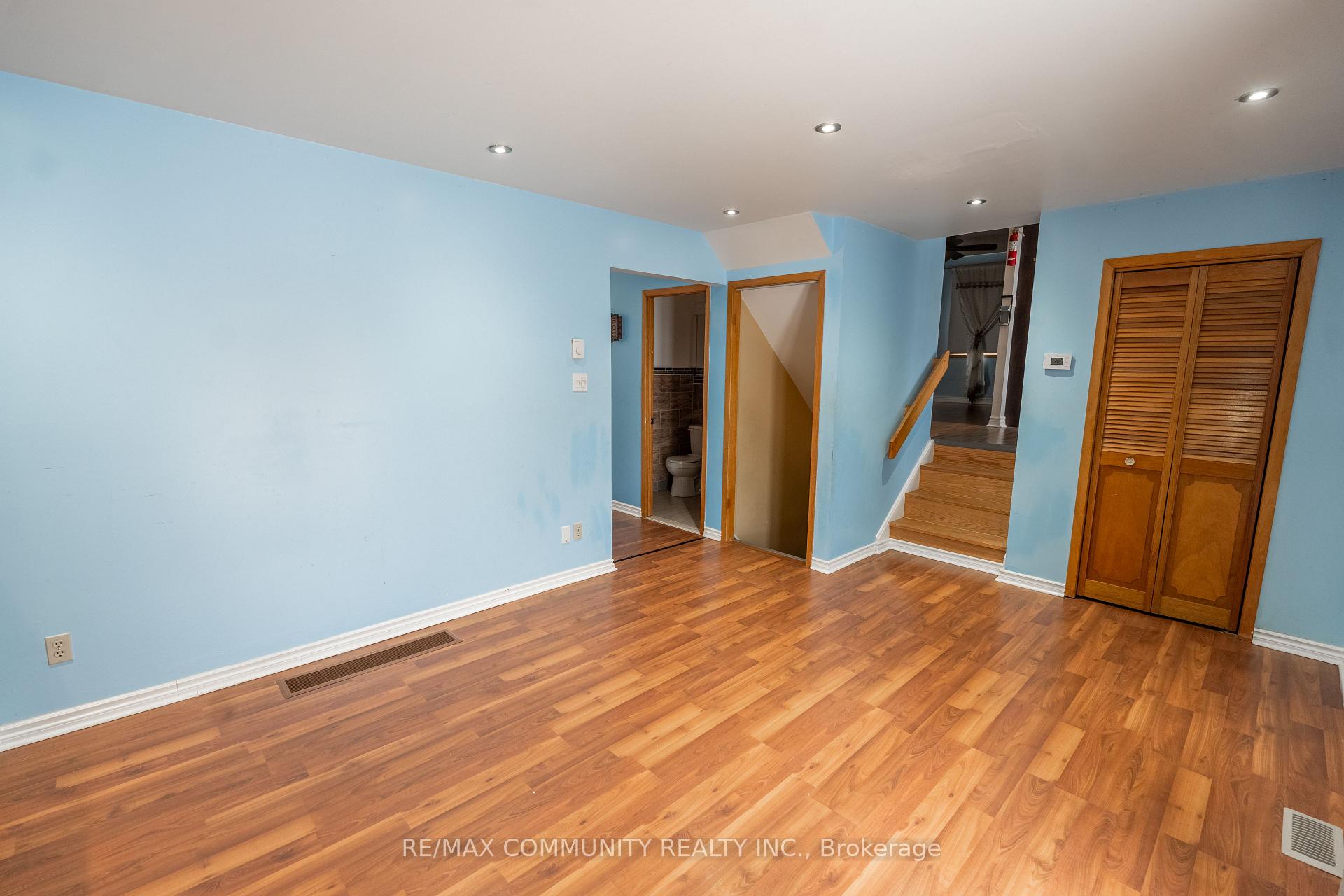 Photo 17 of 586 Lynwood Drive, Cornwall — HOMEH