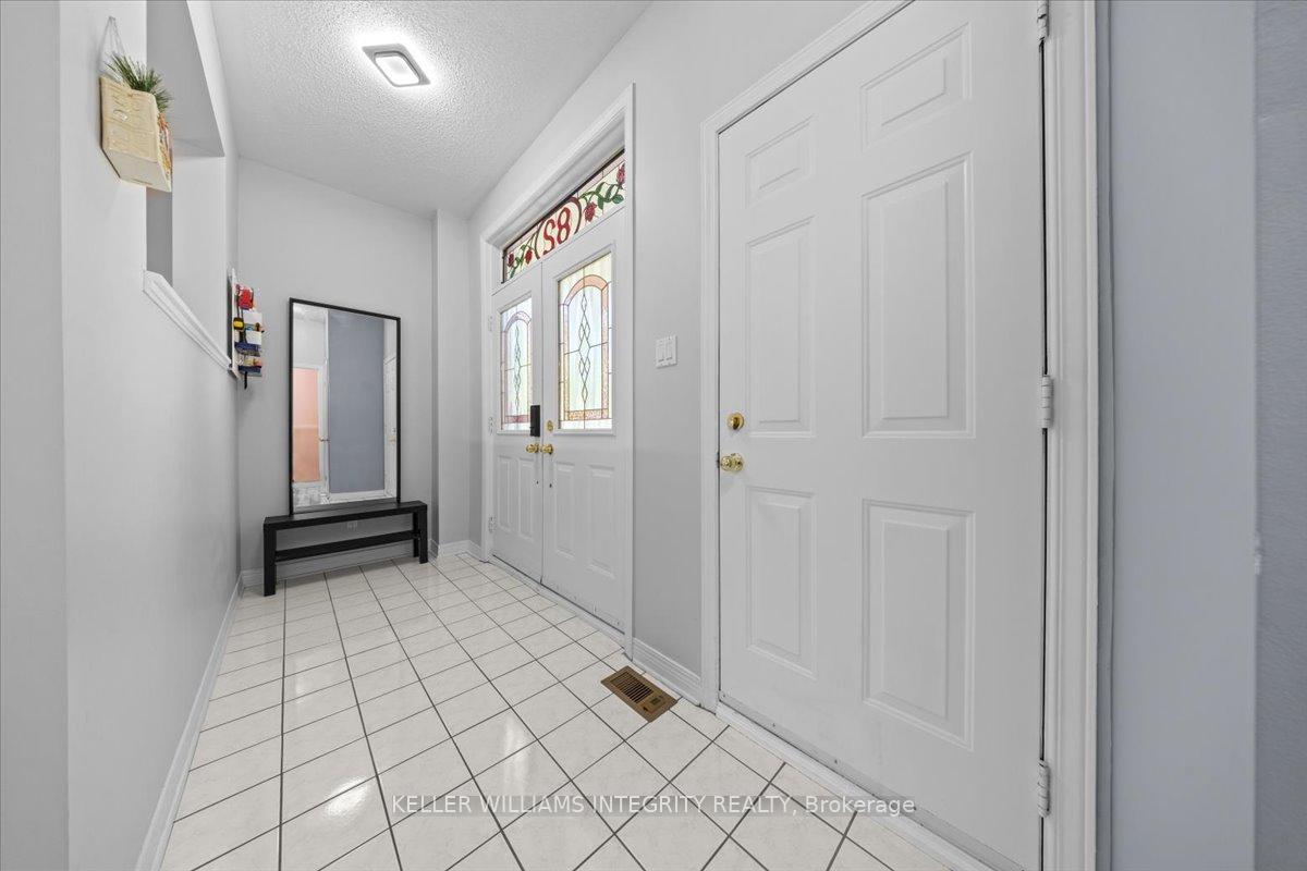Photo 3 of 82 Redpath Drive, Ottawa, Barrhaven East — HOMEH