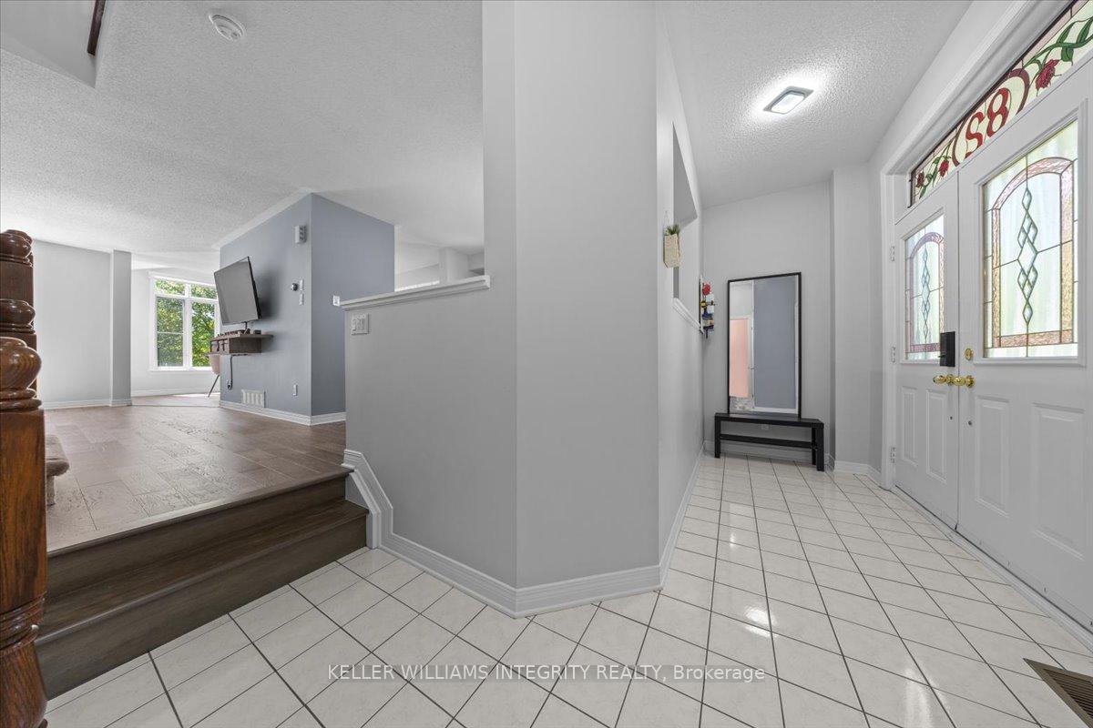 Photo 4 of 82 Redpath Drive, Ottawa, Barrhaven East — HOMEH