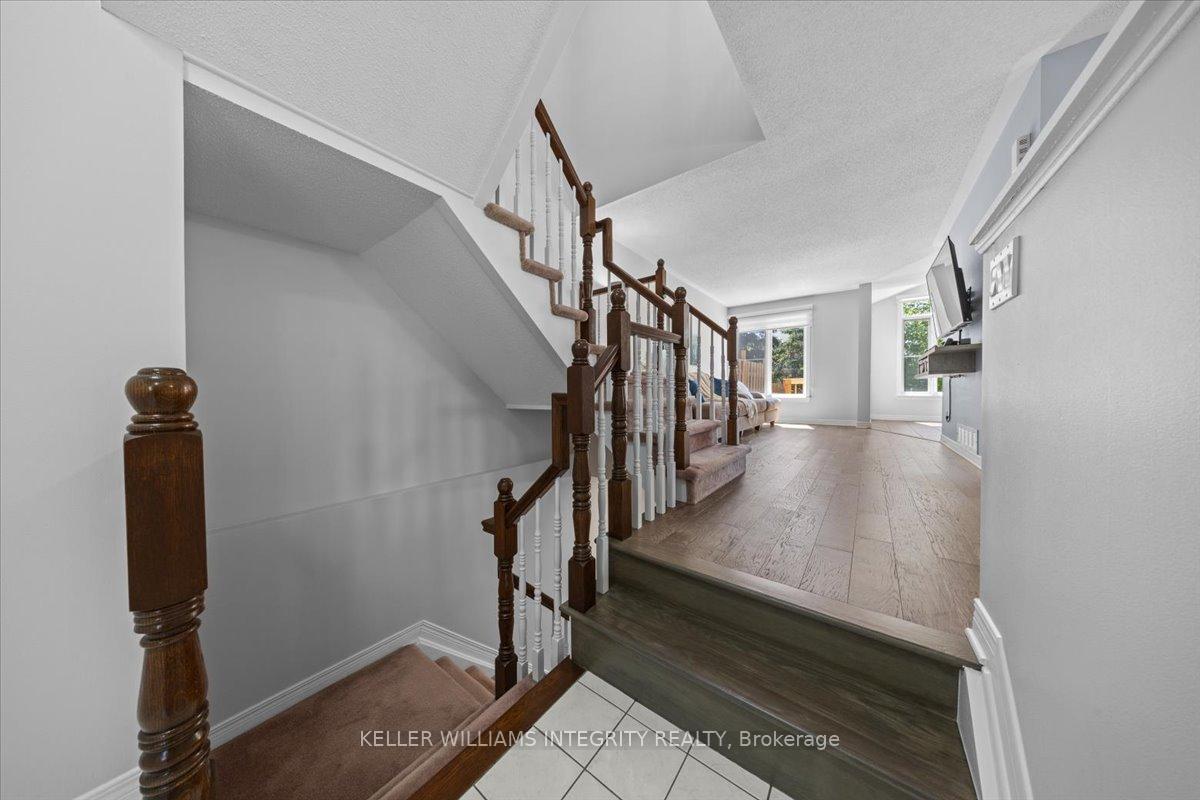 Photo 5 of 82 Redpath Drive, Ottawa, Barrhaven East — HOMEH