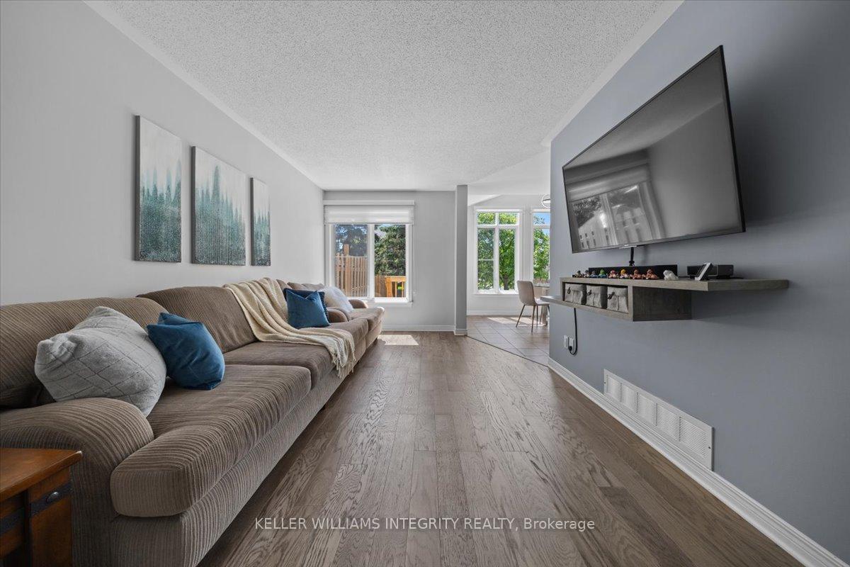 Photo 9 of 82 Redpath Drive, Ottawa, Barrhaven East — HOMEH