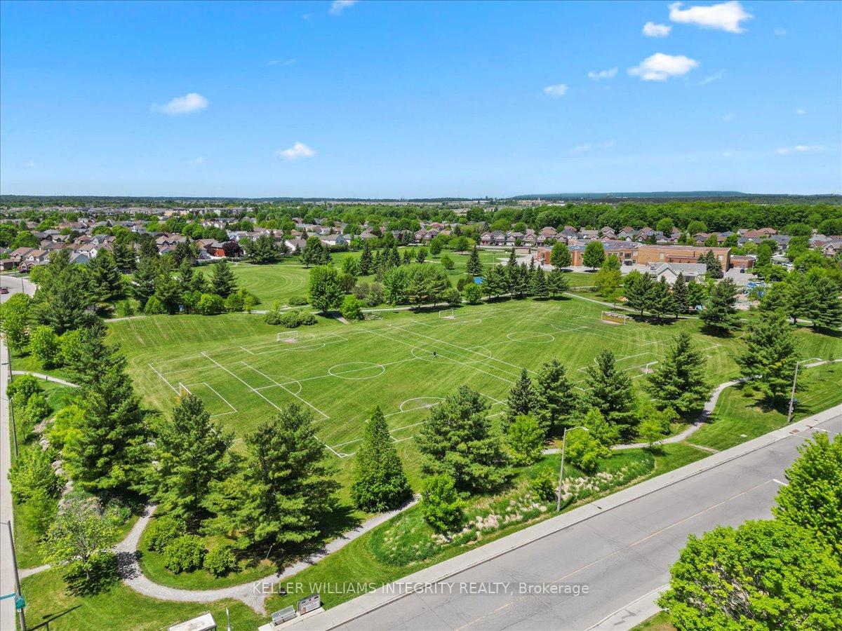 Photo 43 of 82 Redpath Drive, Ottawa, Barrhaven East — HOMEH