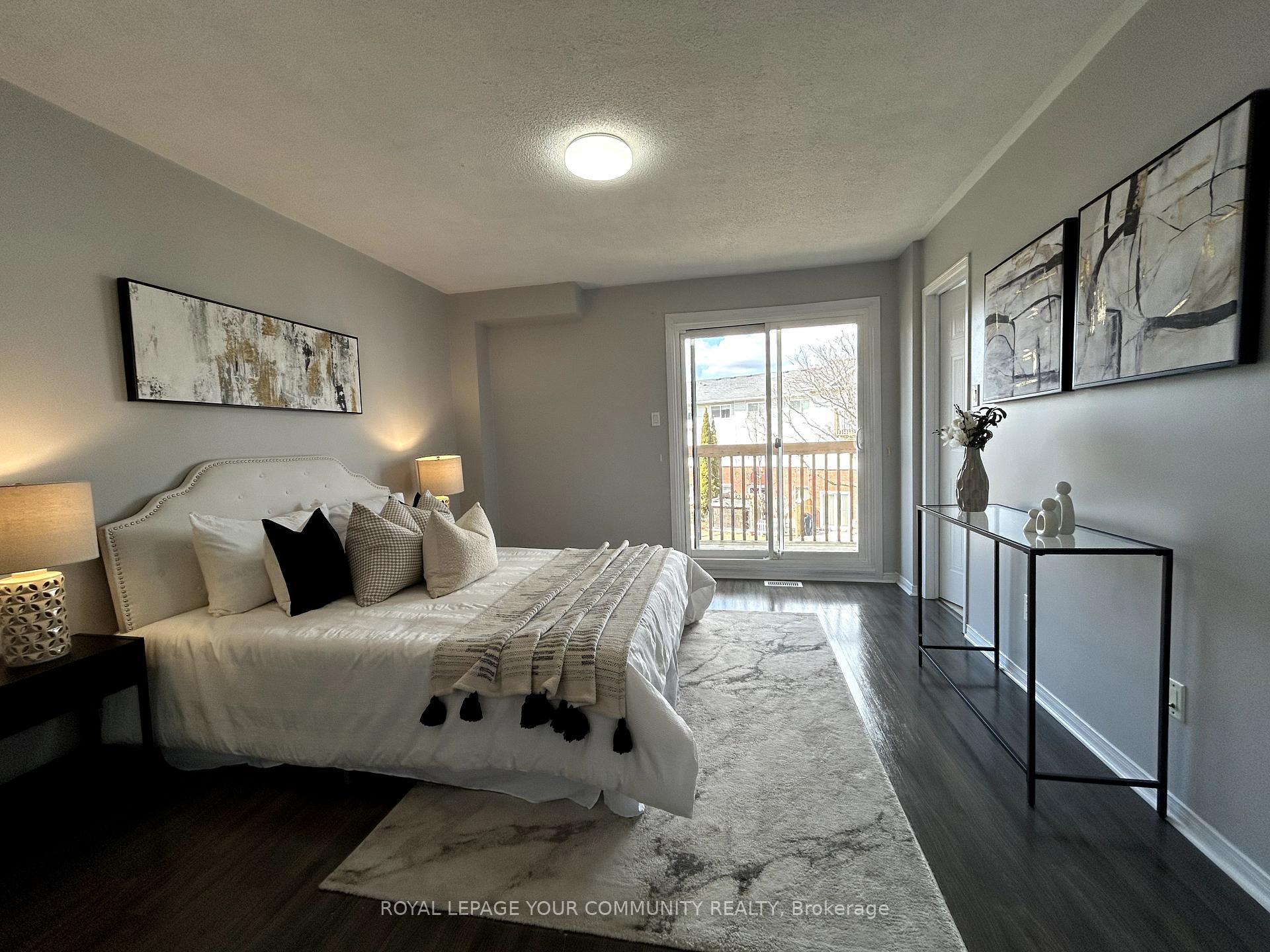 Photo 3 of Unit 37, 39 Wylie Circle, Halton Hills, Georgetown — HOMEH