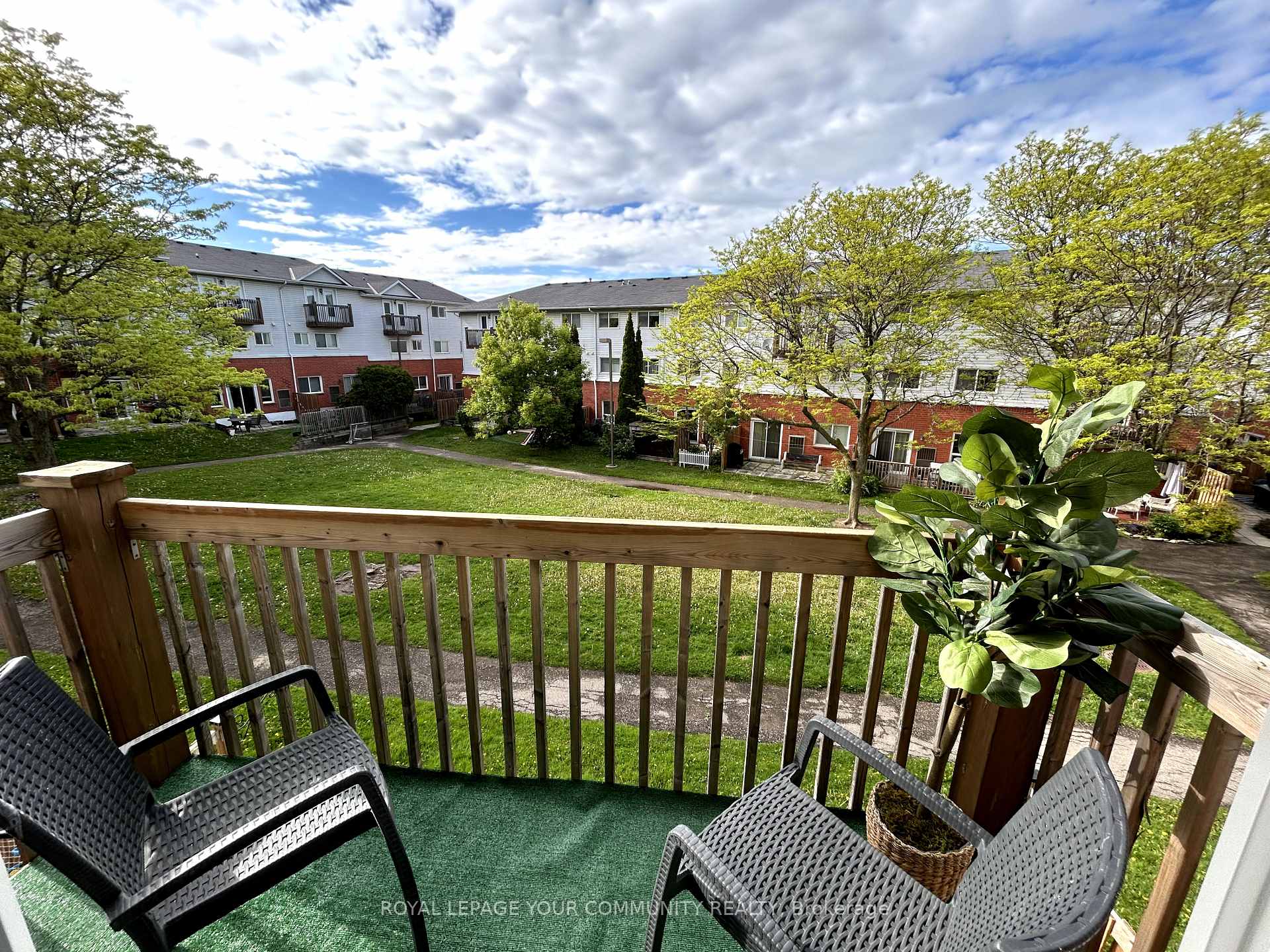Photo 13 of Unit 37, 39 Wylie Circle, Halton Hills, Georgetown — HOMEH
