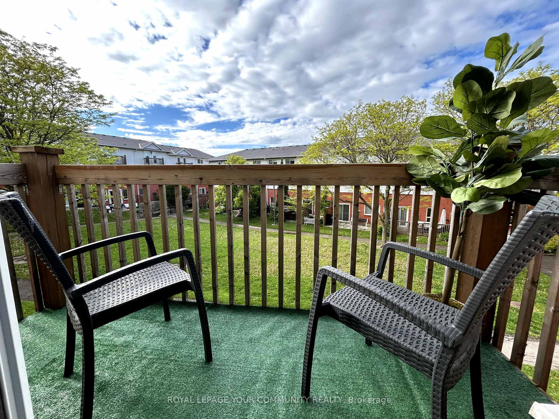 Photo 14 of Unit 37, 39 Wylie Circle, Halton Hills, Georgetown — HOMEH