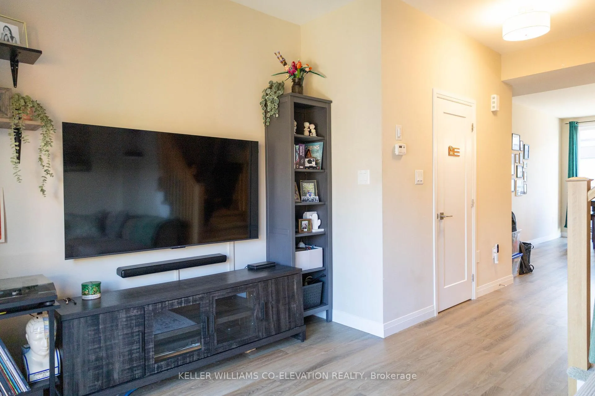 Photo 3 of Unit #35, 270 Melvin Avenue, Hamilton, McQuesten — HOMEH