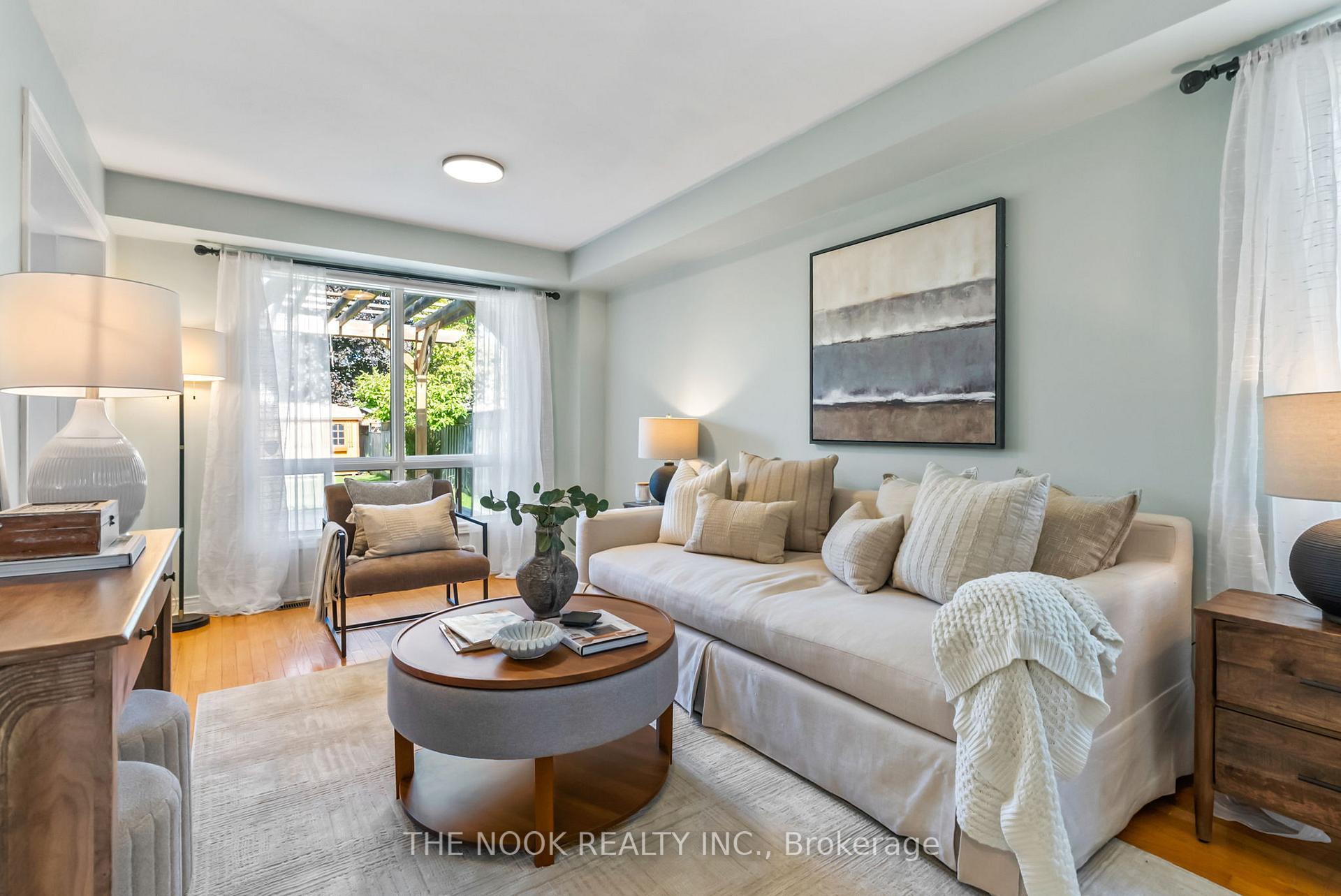 Photo 6 of 4 Hearthstone Crescent, Clarington, Courtice — HOMEH