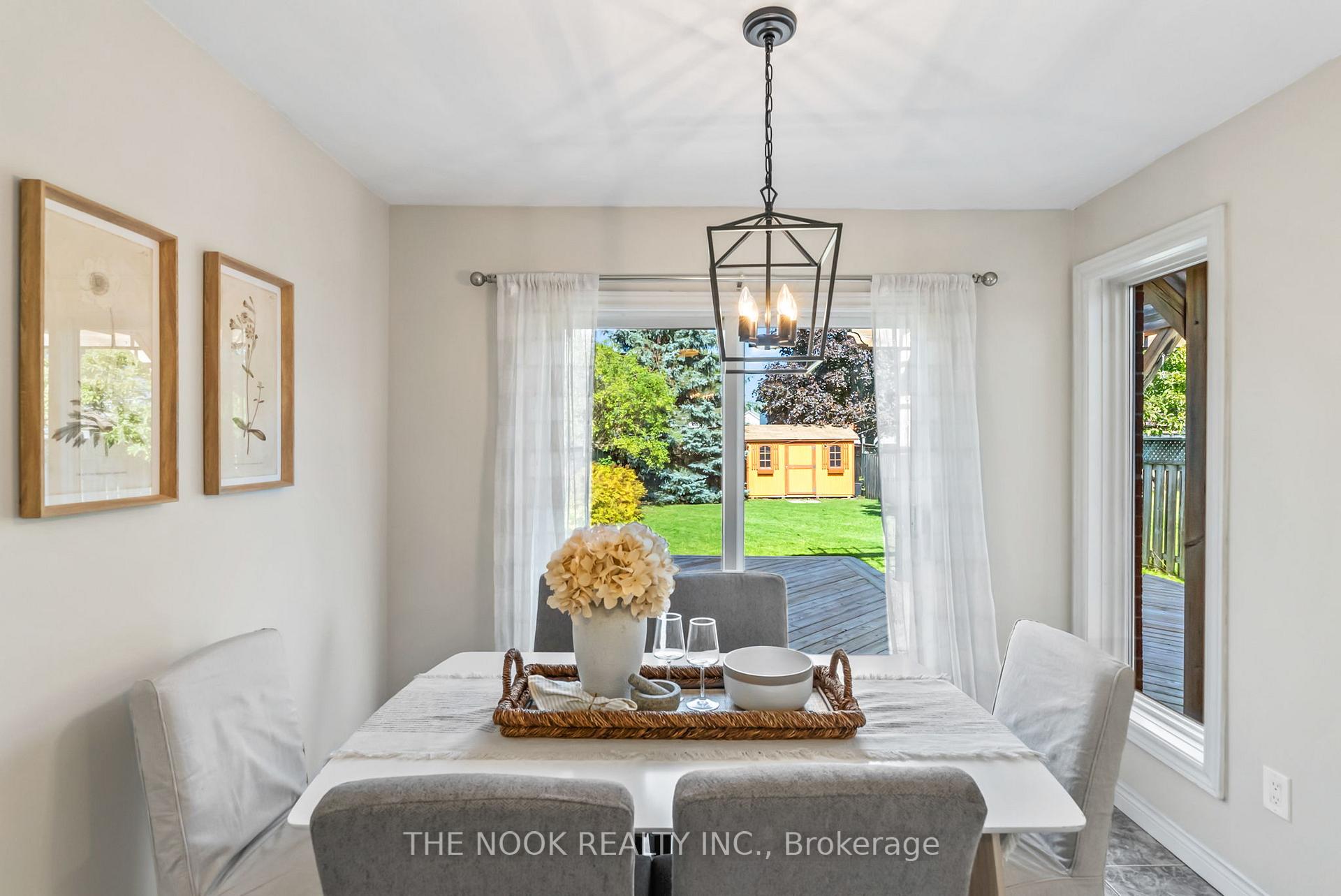 Photo 12 of 4 Hearthstone Crescent, Clarington, Courtice — HOMEH