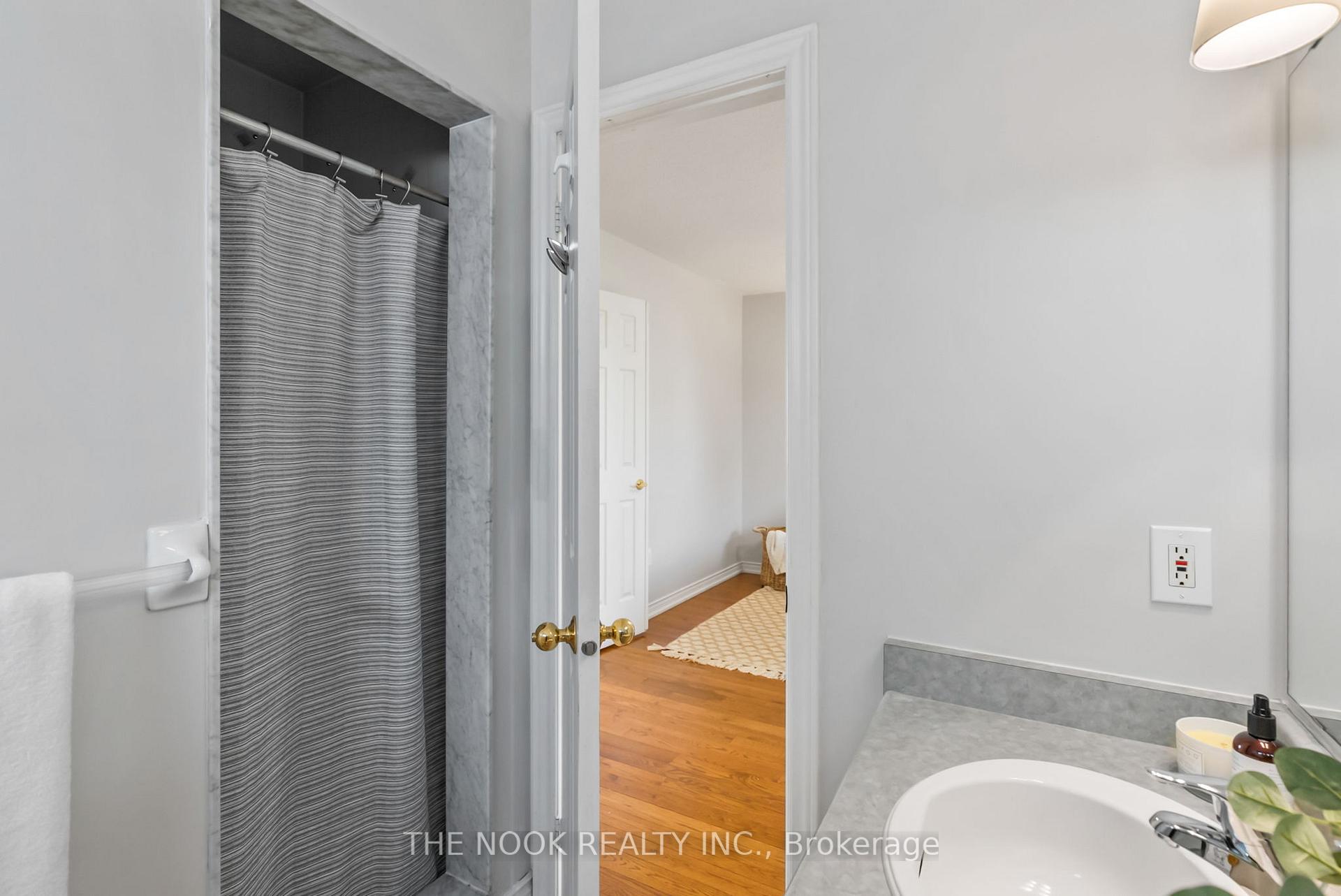Photo 22 of 4 Hearthstone Crescent, Clarington, Courtice — HOMEH