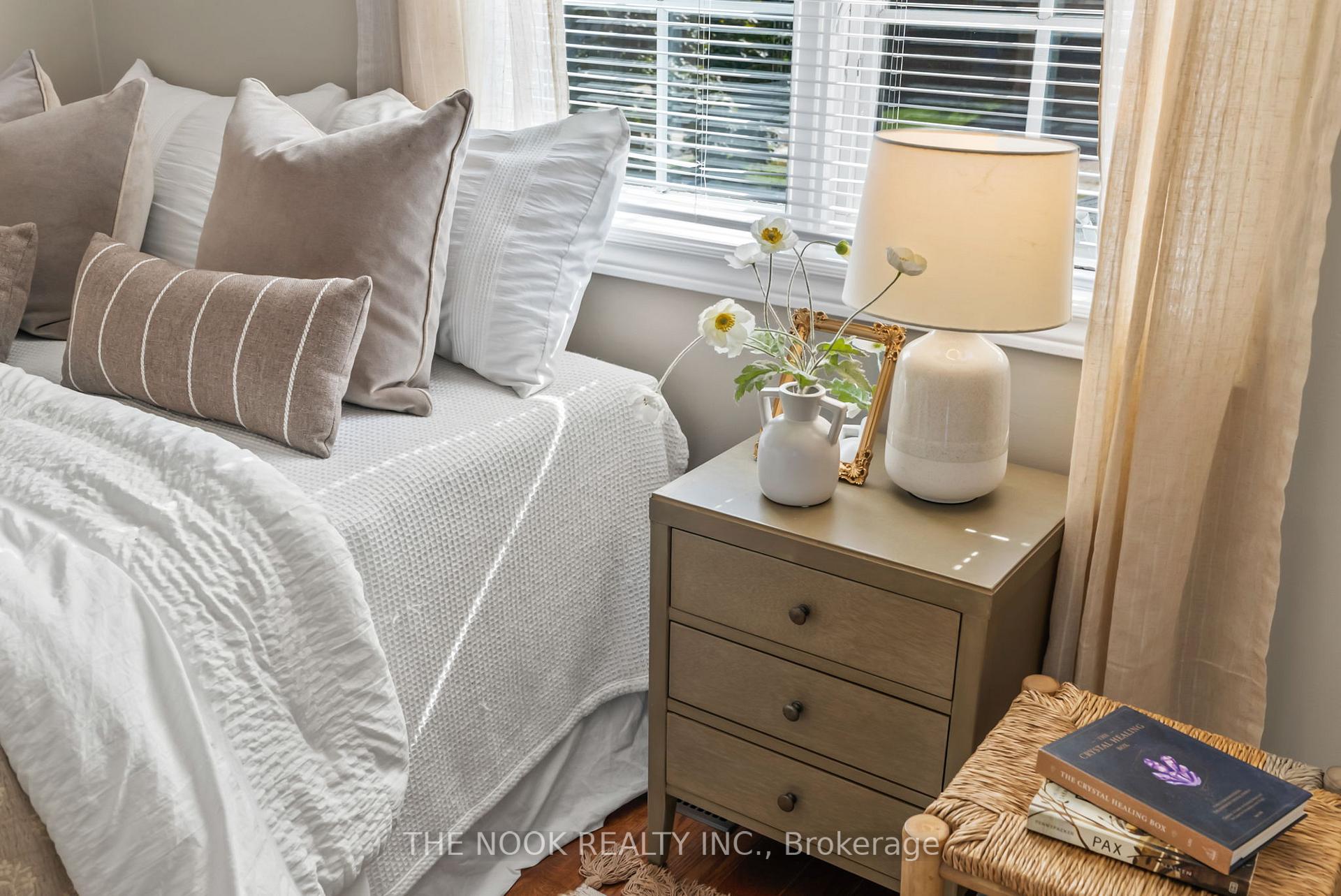 Photo 27 of 4 Hearthstone Crescent, Clarington, Courtice — HOMEH