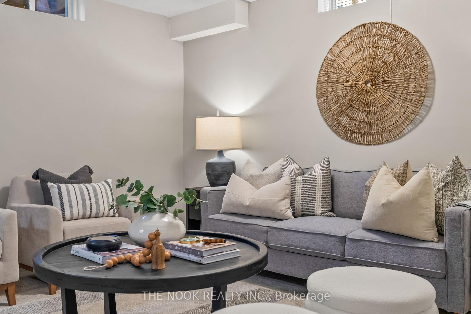 Photo 32 of 4 Hearthstone Crescent, Clarington, Courtice — HOMEH