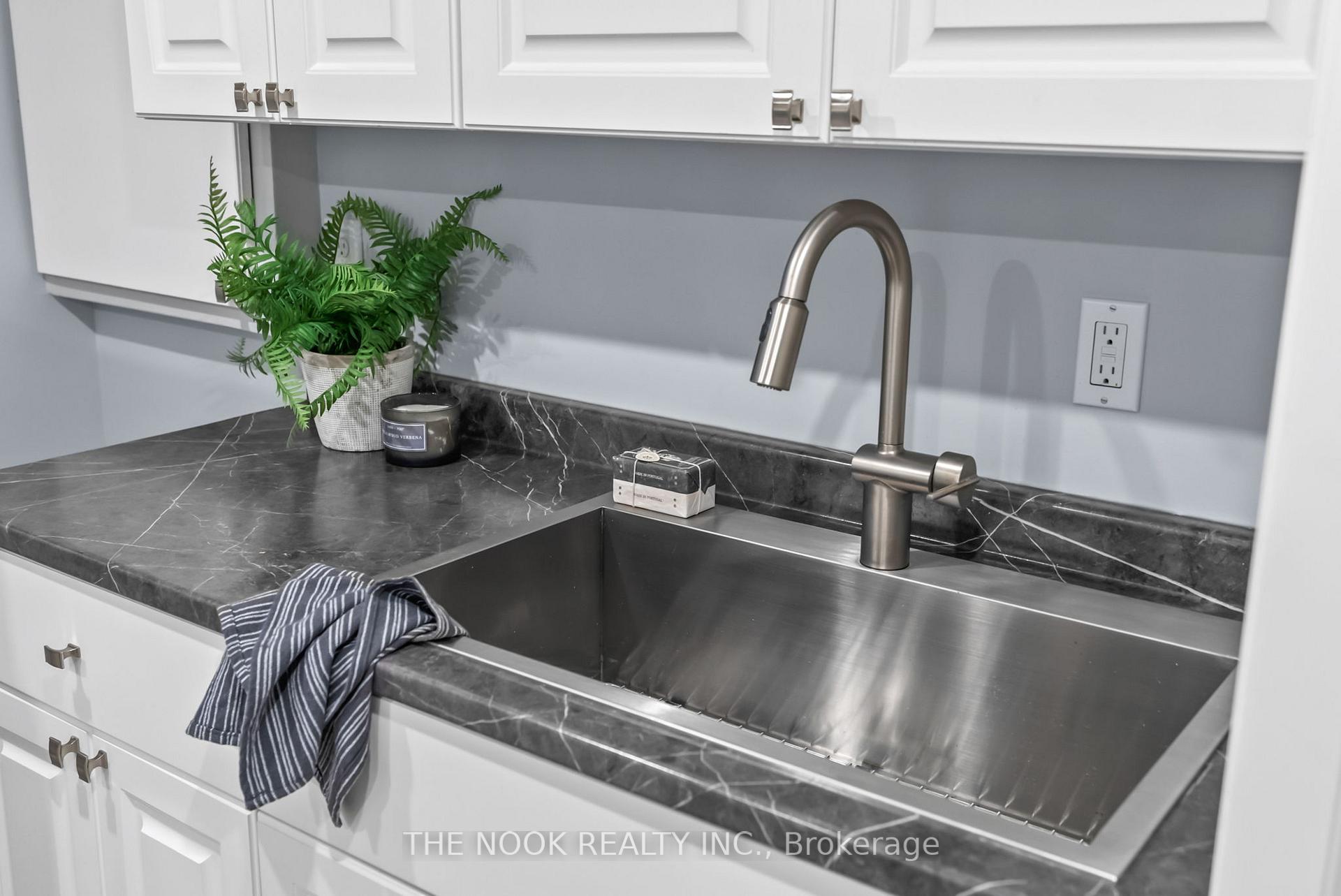 Photo 36 of 4 Hearthstone Crescent, Clarington, Courtice — HOMEH
