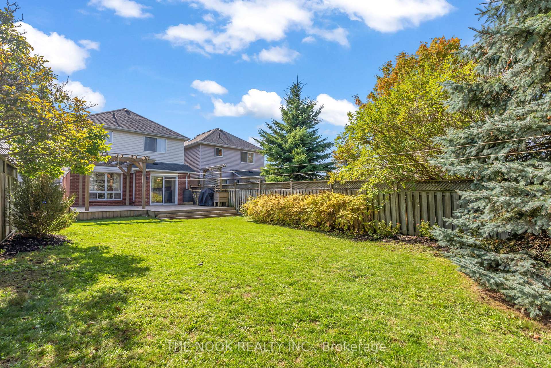Photo 39 of 4 Hearthstone Crescent, Clarington, Courtice — HOMEH