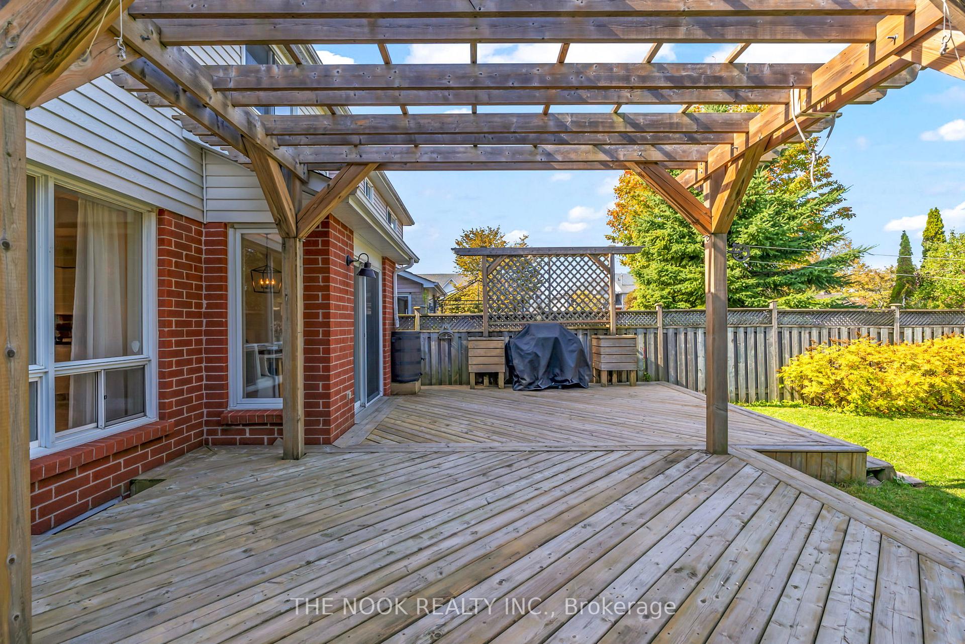 Photo 44 of 4 Hearthstone Crescent, Clarington, Courtice — HOMEH