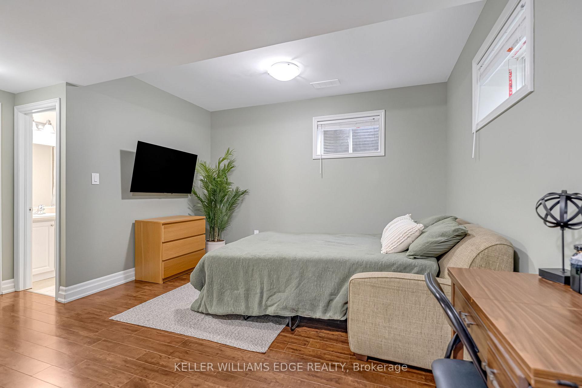 Photo 24 of 19 Oakes Crescent, Guelph, Grange Road — HOMEH