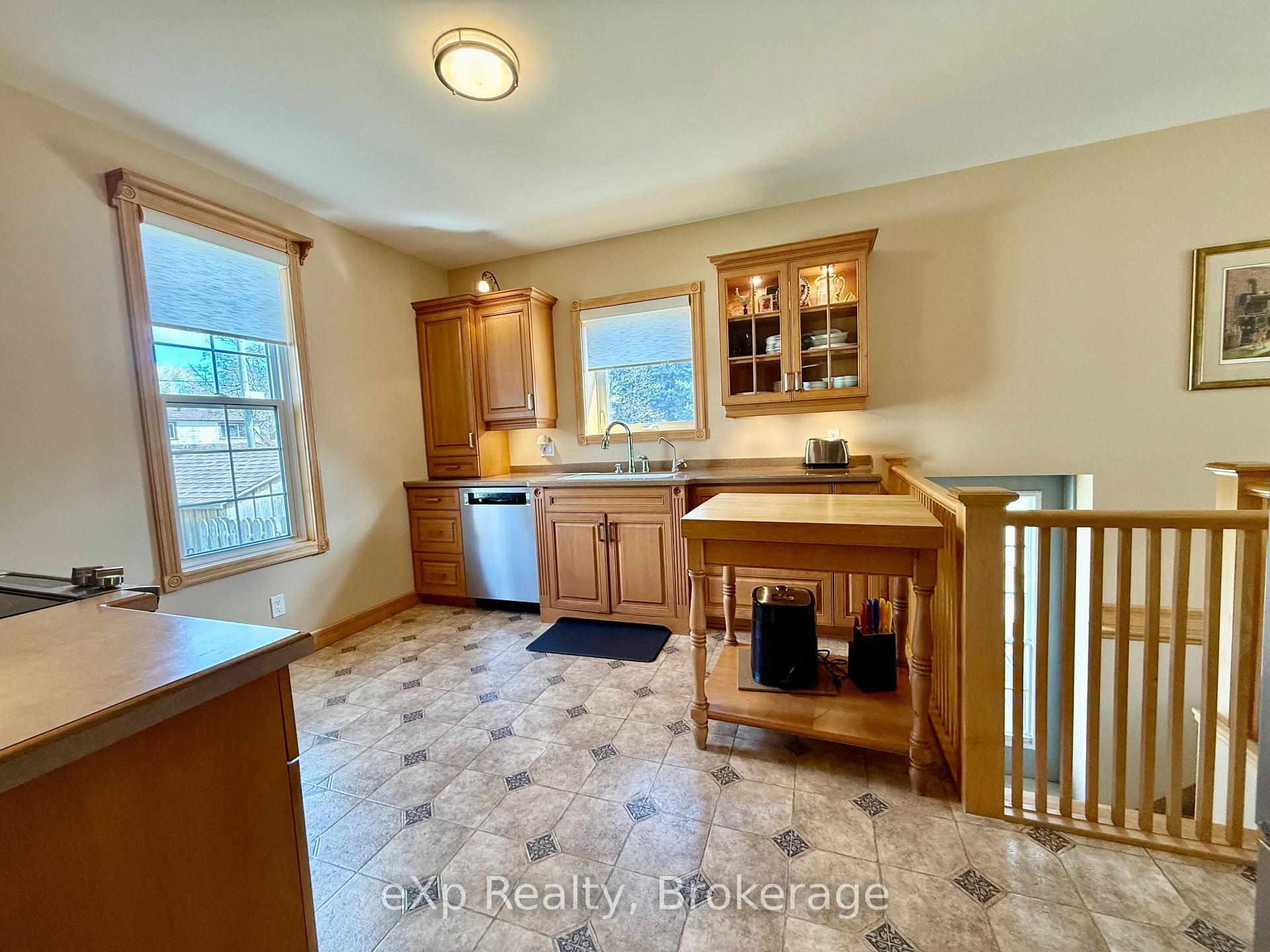 Photo 12 of 557 12th Avenue, Hanover — HOMEH