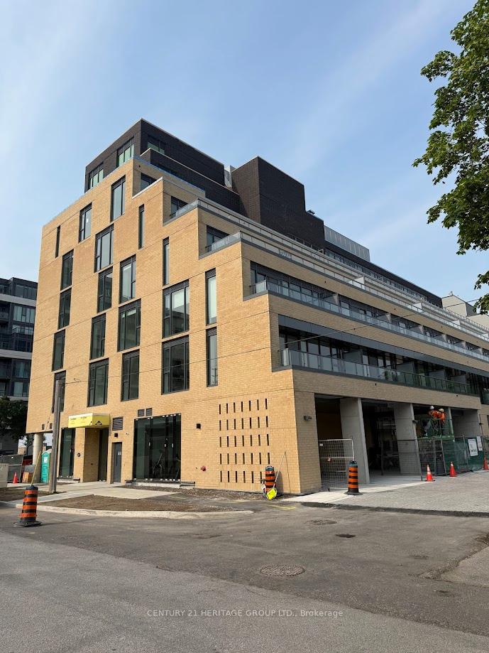 Front of Unit 403, 6 Chartwell Road
