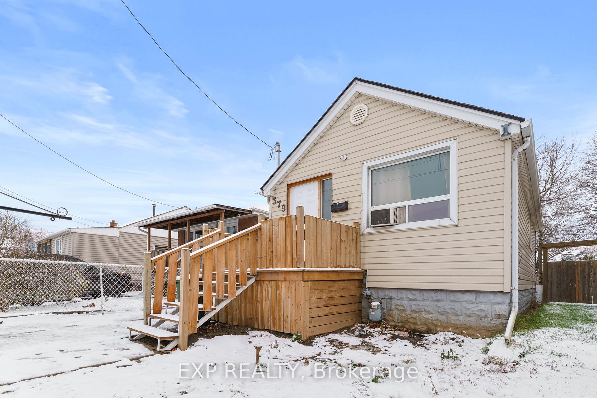 Photo 3 of 379 Strathearne Avenue W, Hamilton, Homeside — HOMEH