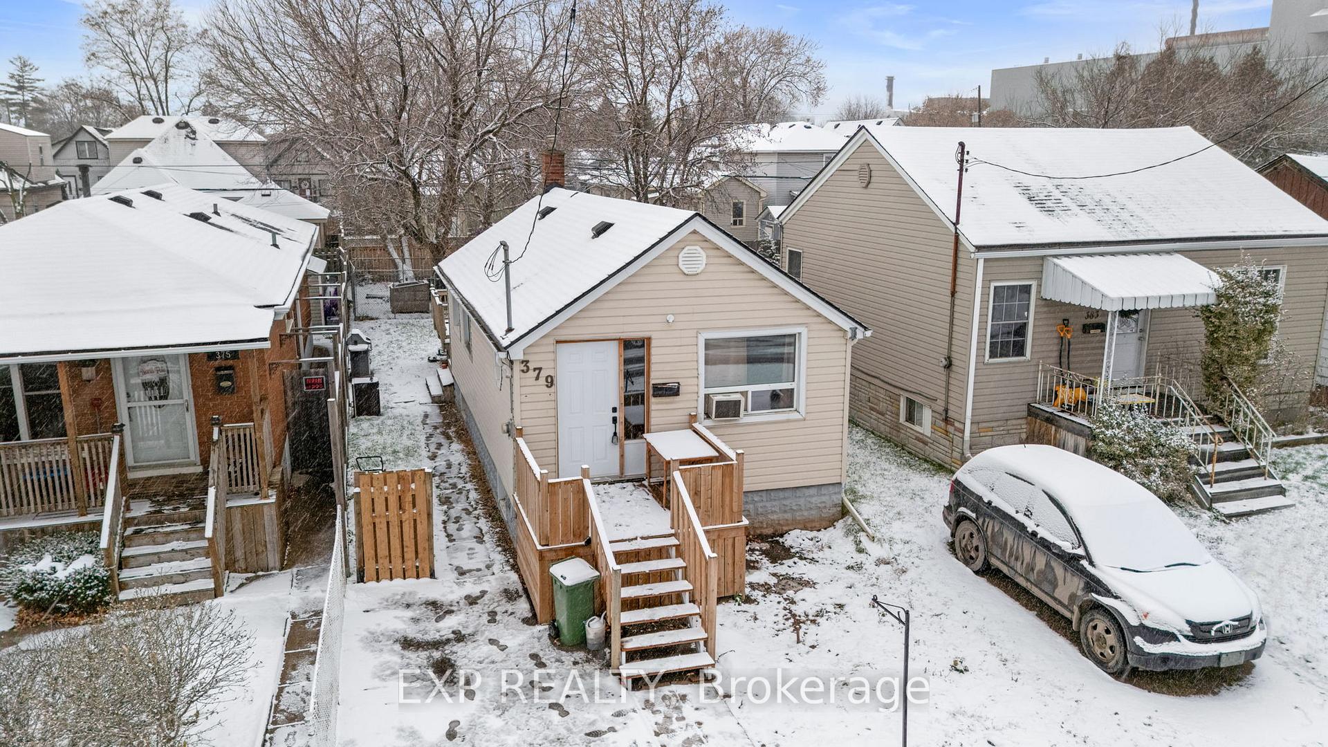 Photo 4 of 379 Strathearne Avenue W, Hamilton, Homeside — HOMEH