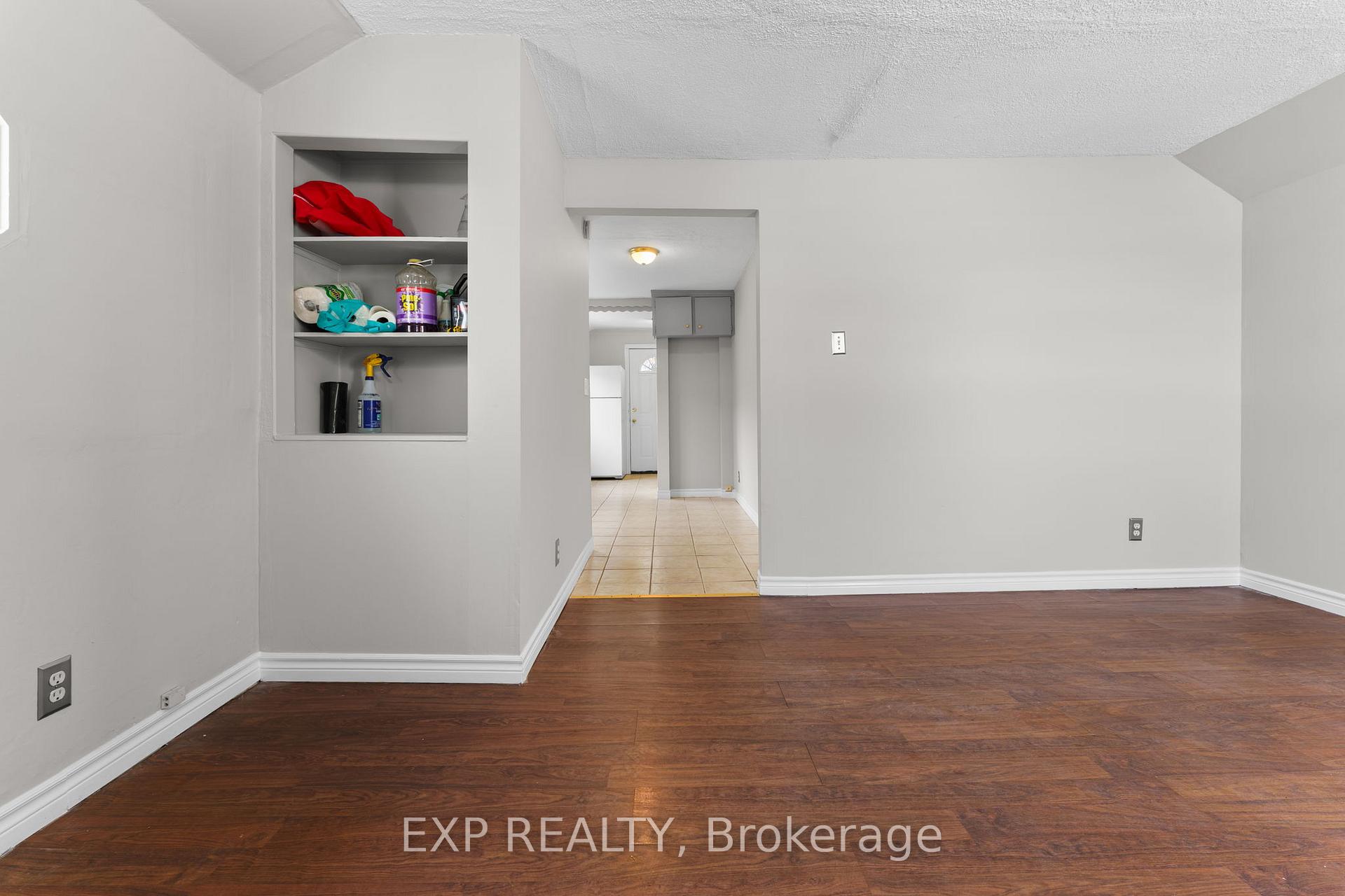 Photo 23 of 379 Strathearne Avenue W, Hamilton, Homeside — HOMEH