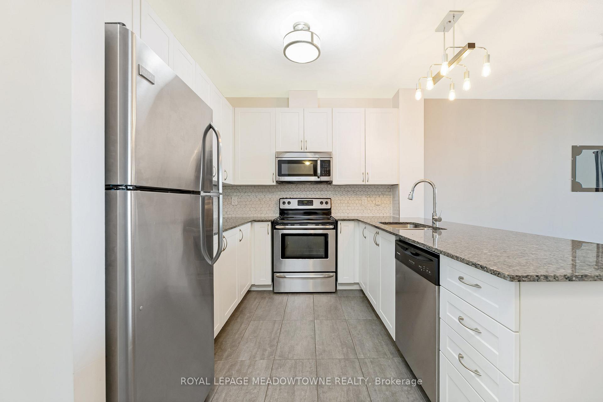 Photo 6 of Unit 310, 33 Whitmer Street, Milton, Scott — HOMEH